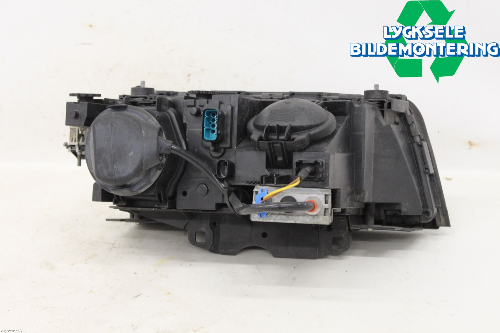 BMW 7 E38      93-01 Strålkastare Vänster