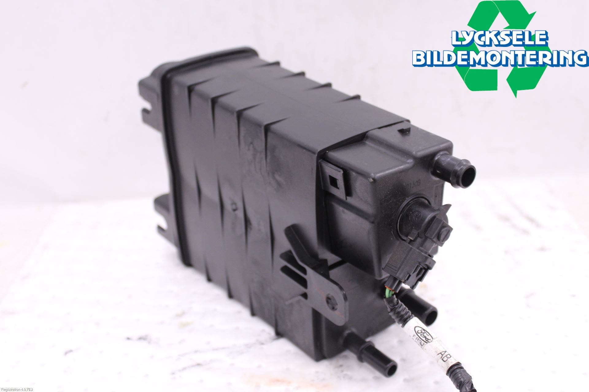 Ford MUSTANG VI 15-22 Bränsle Kolkanister