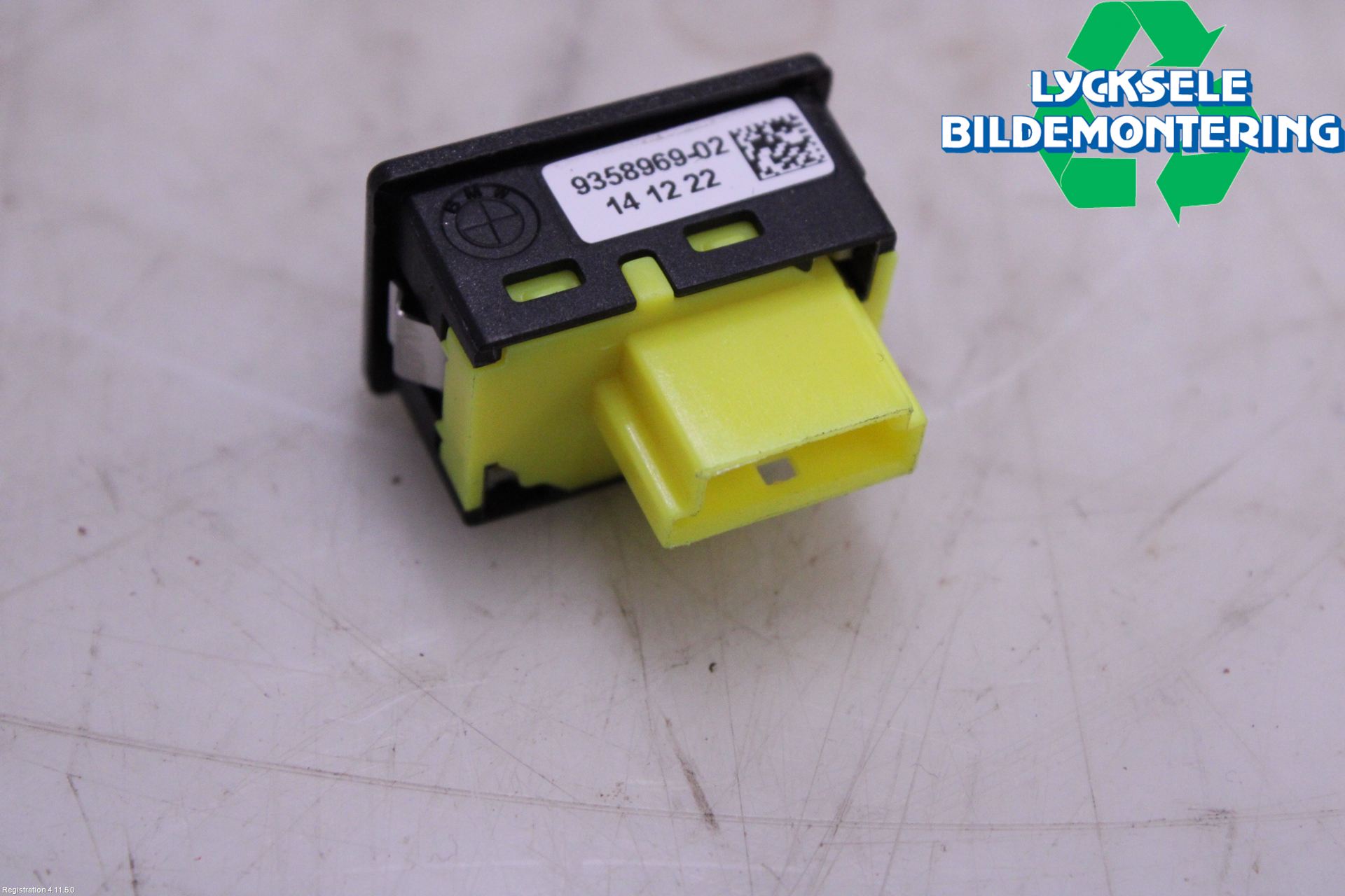 BMW 5 G30/G31/F90 17-23 Strömställare Tanklucka