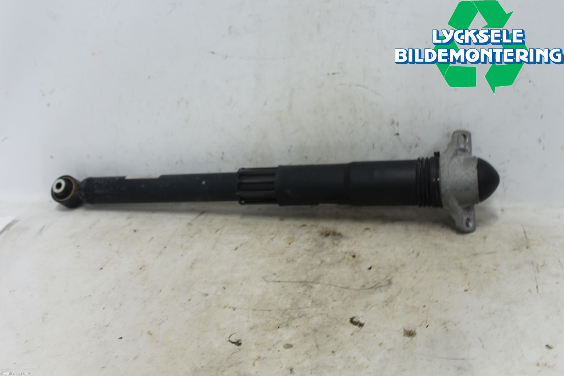 Volkswagen VW T-ROC 18- Stötdämpare Bak