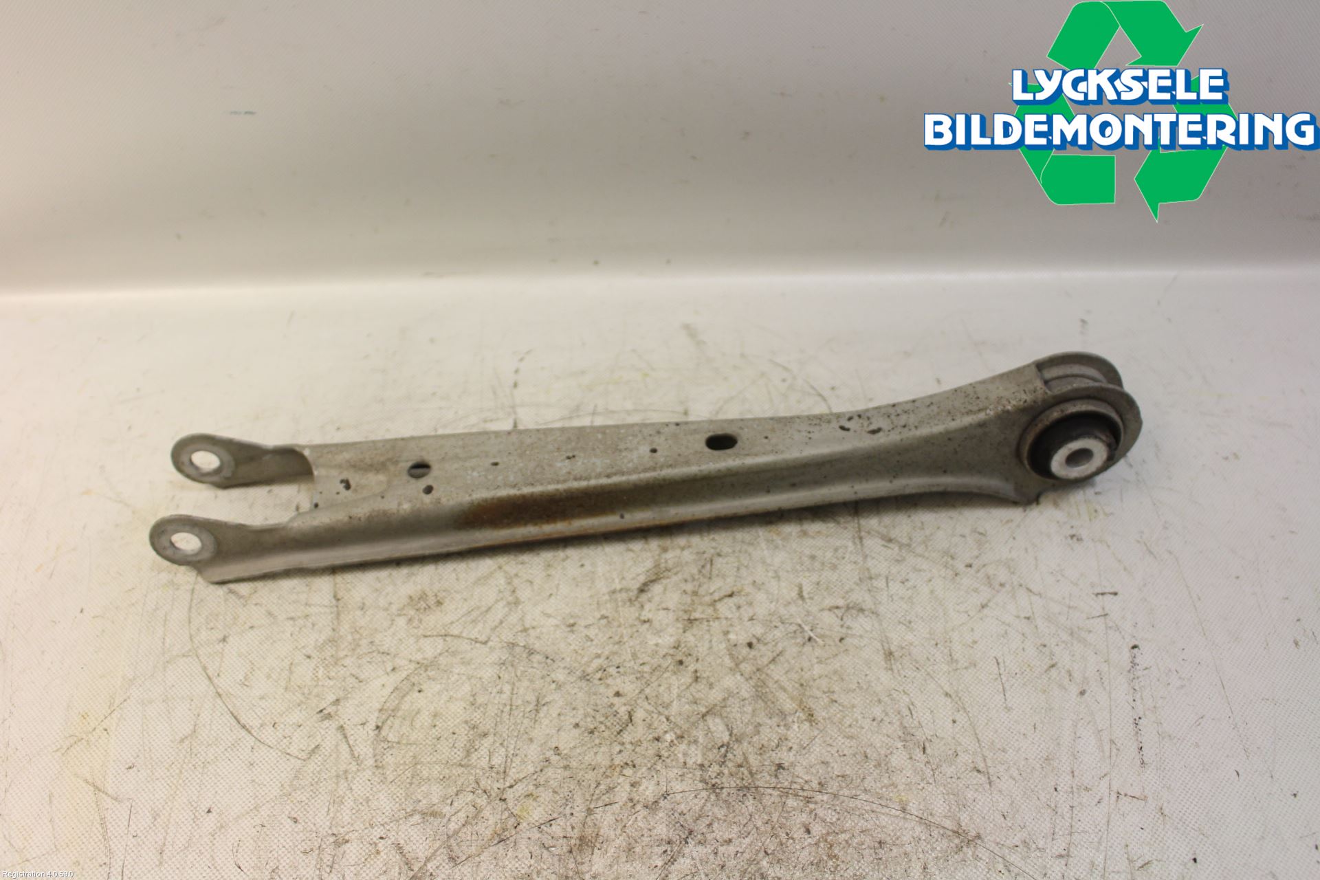 Opel INSIGNIA 17- Bärarm Bak Höger