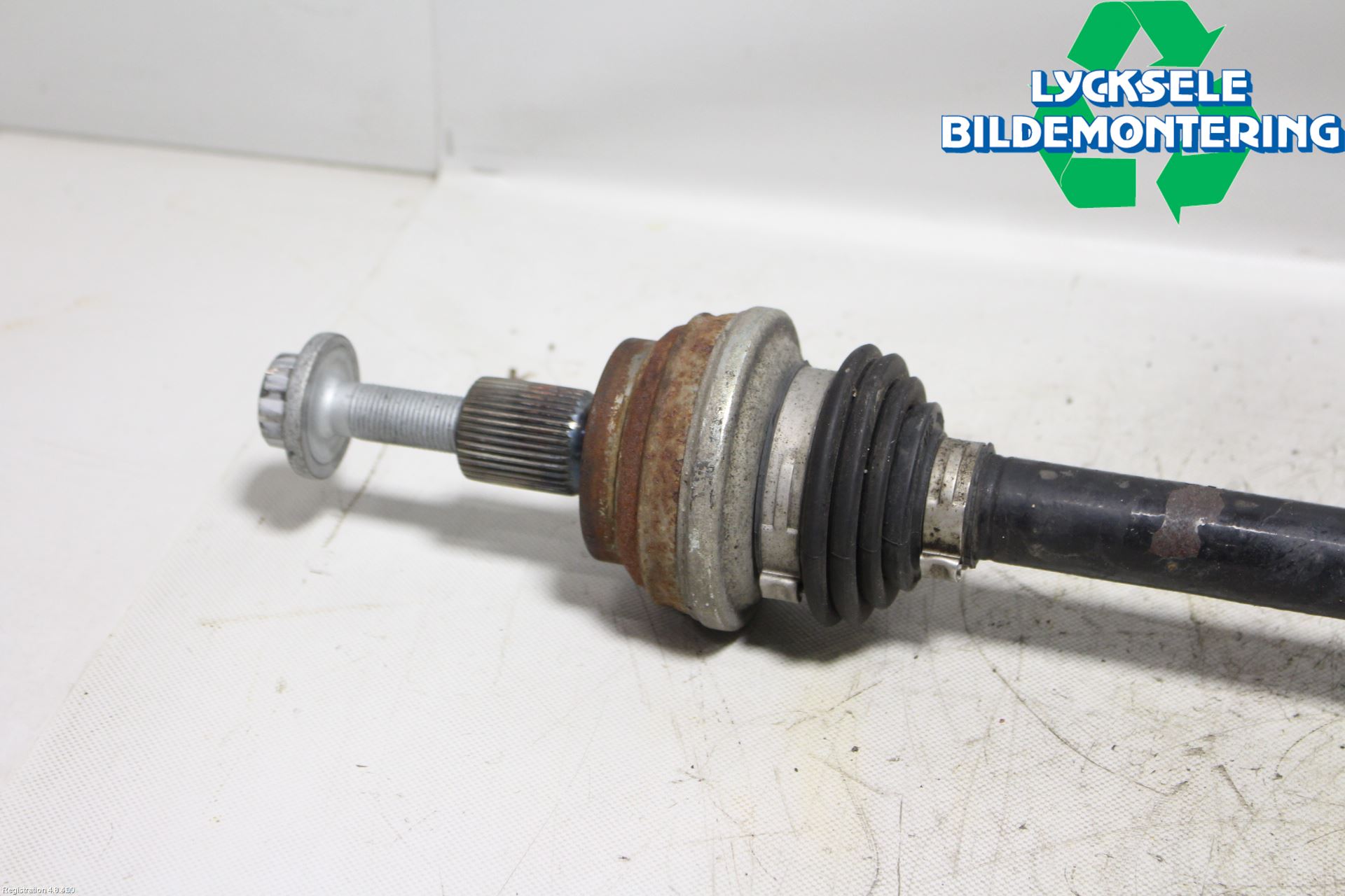 Volkswagen VW GOLF / E-GOLF VII 13-20 Drivaxel Bak Höger