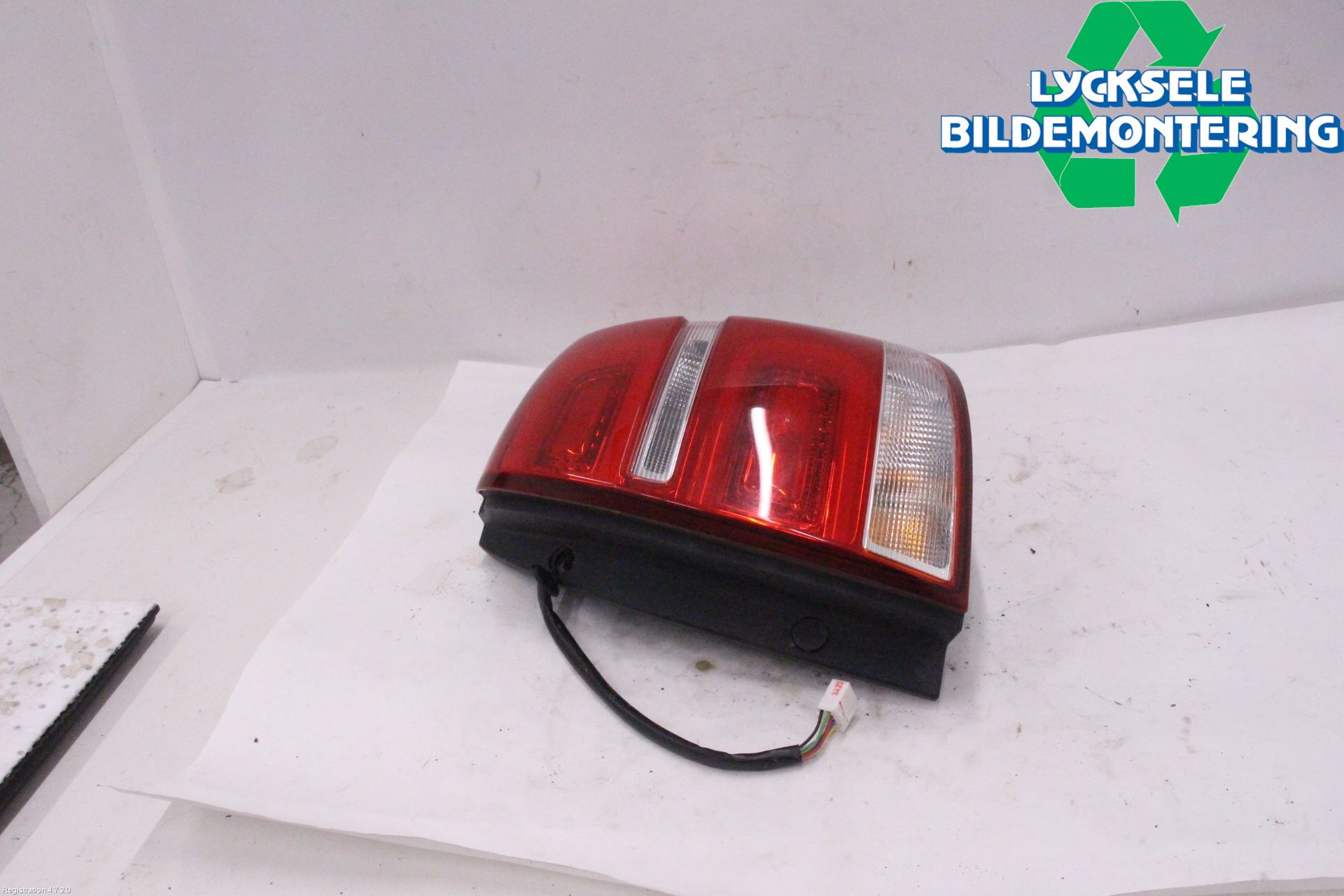 Chevrolet CAPTIVA Bakljus Höger