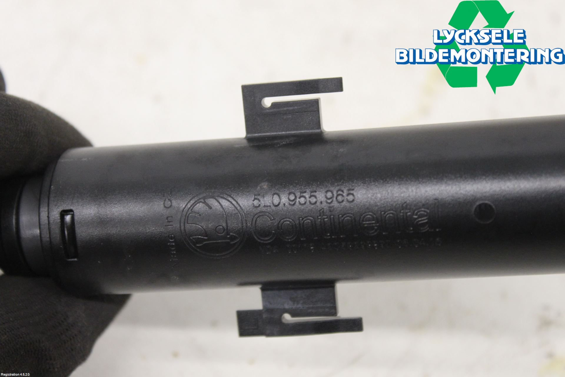 Skoda YETI Spolarmunstycke Strålkastare