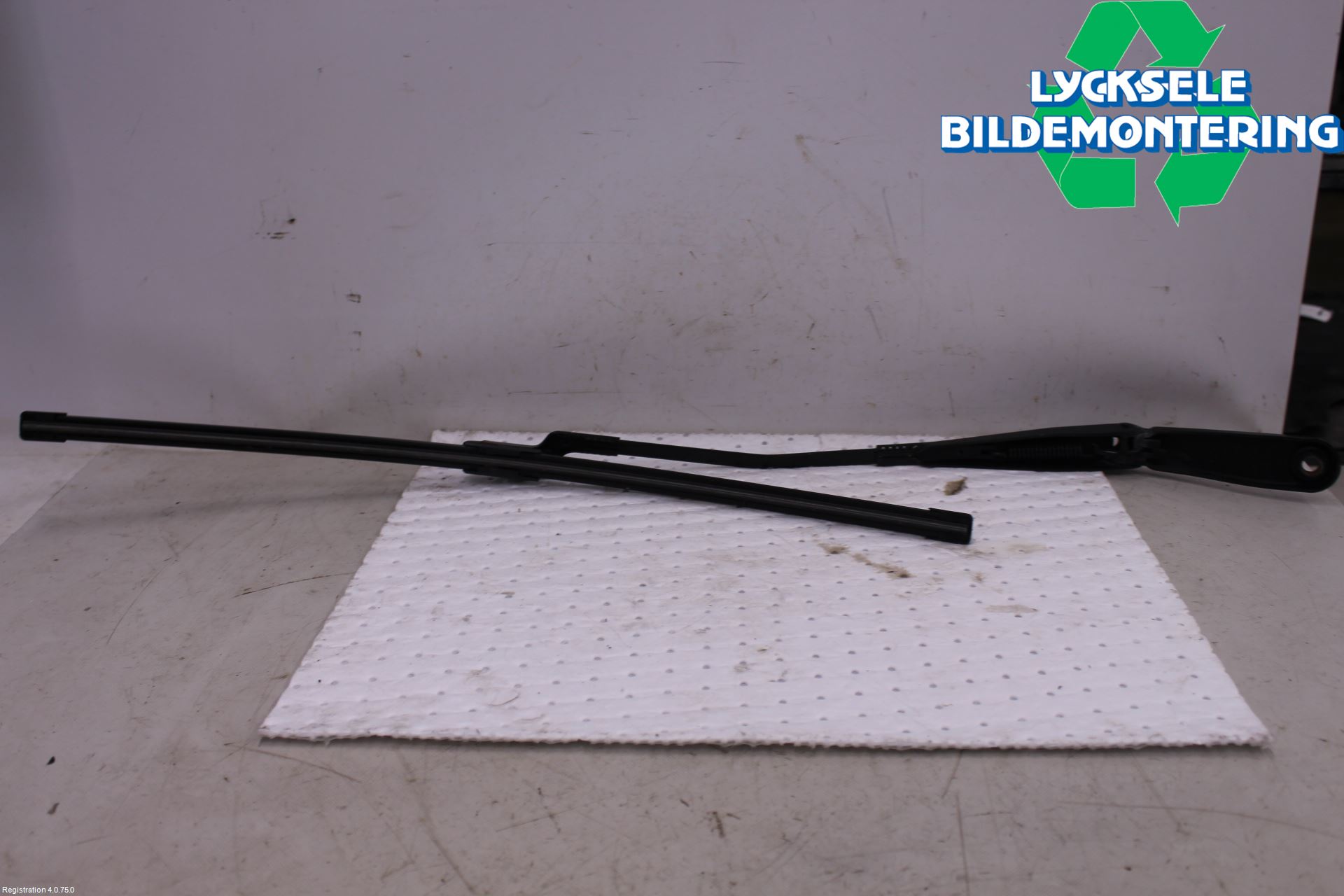 Volvo V70 08-13 Torkararm Armar Vindruta