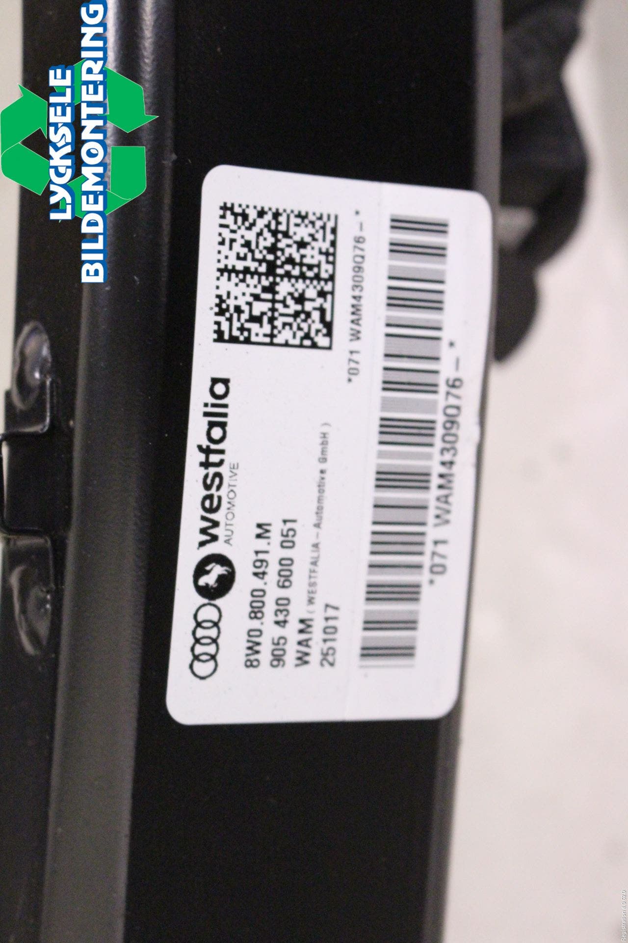 Audi A4/S4 B9 16-19 Dragkrok