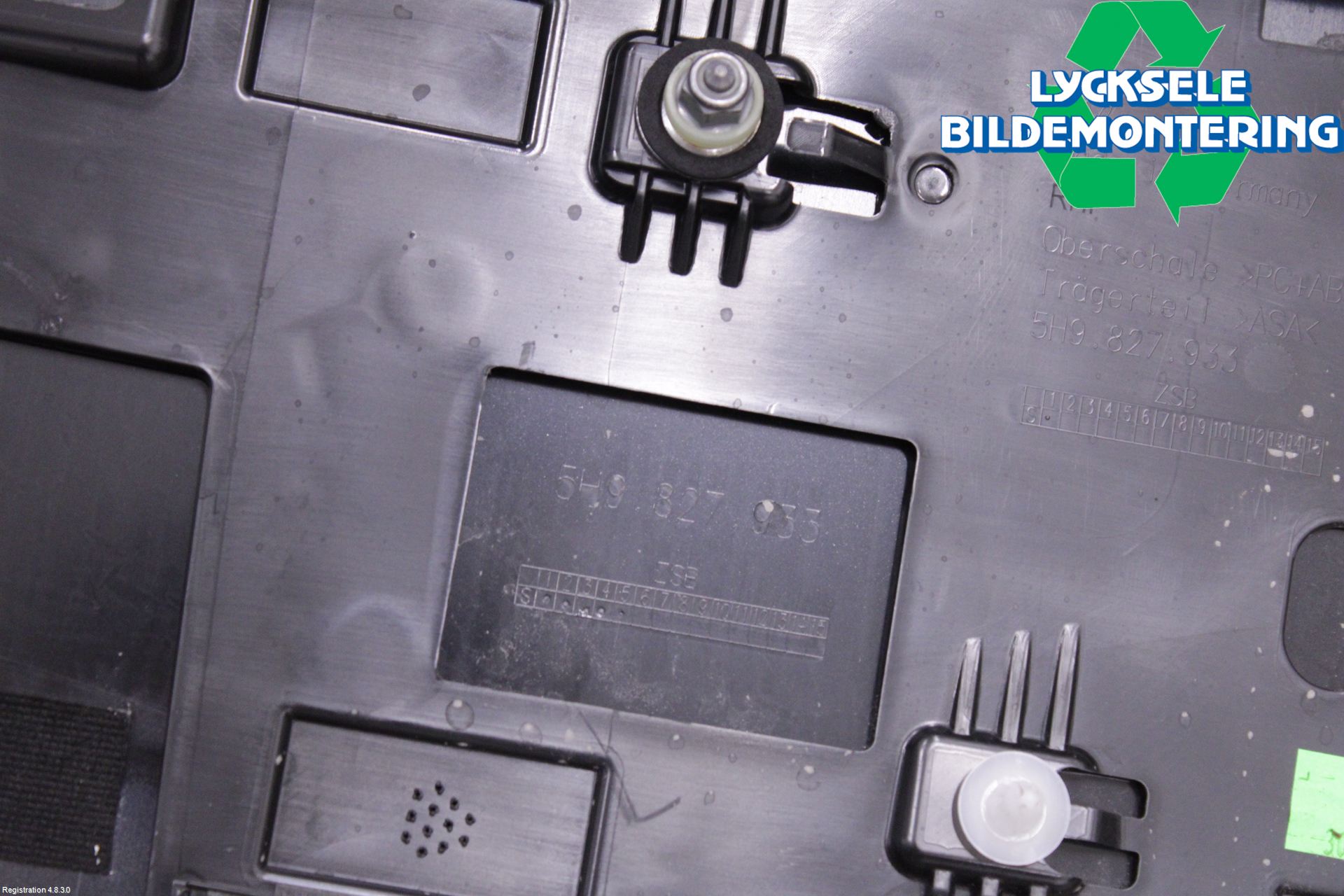 Volkswagen VW GOLF / E-GOLF VIII 20- Spoiler Baklucka