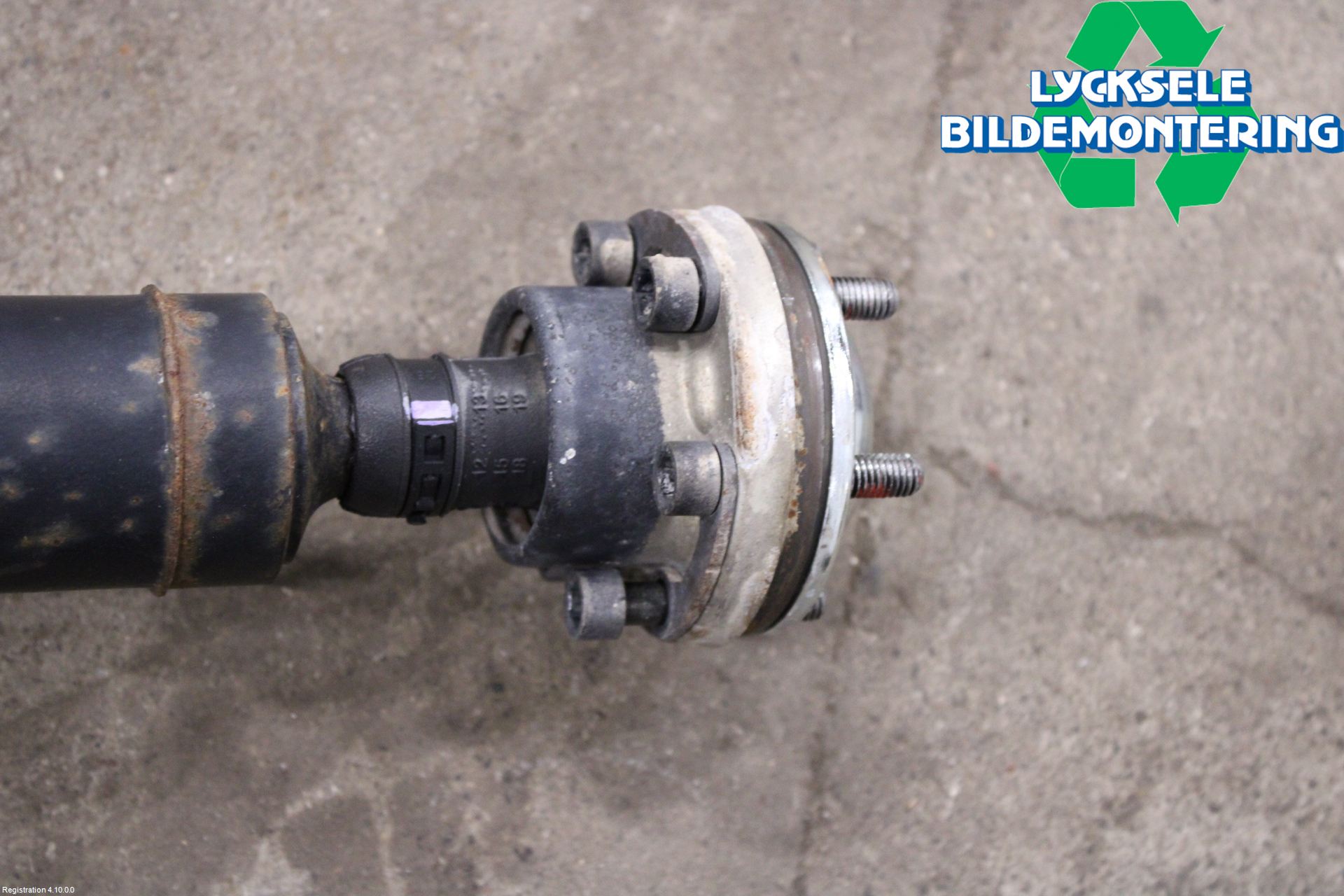 Volvo XC70 14-16 Mellanaxel Komp