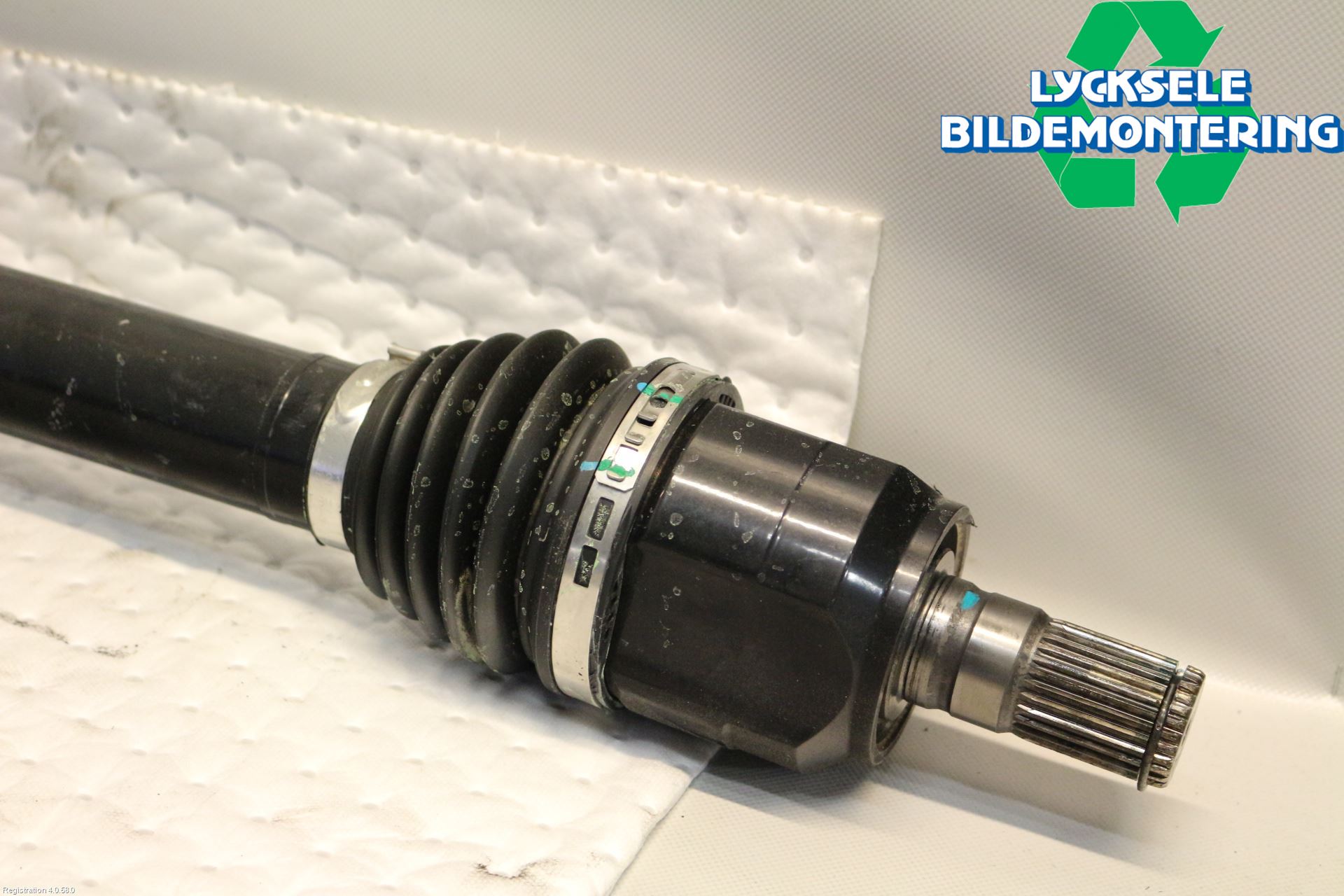 Kia OPTIMA 16-20 Drivaxel Fram Höger