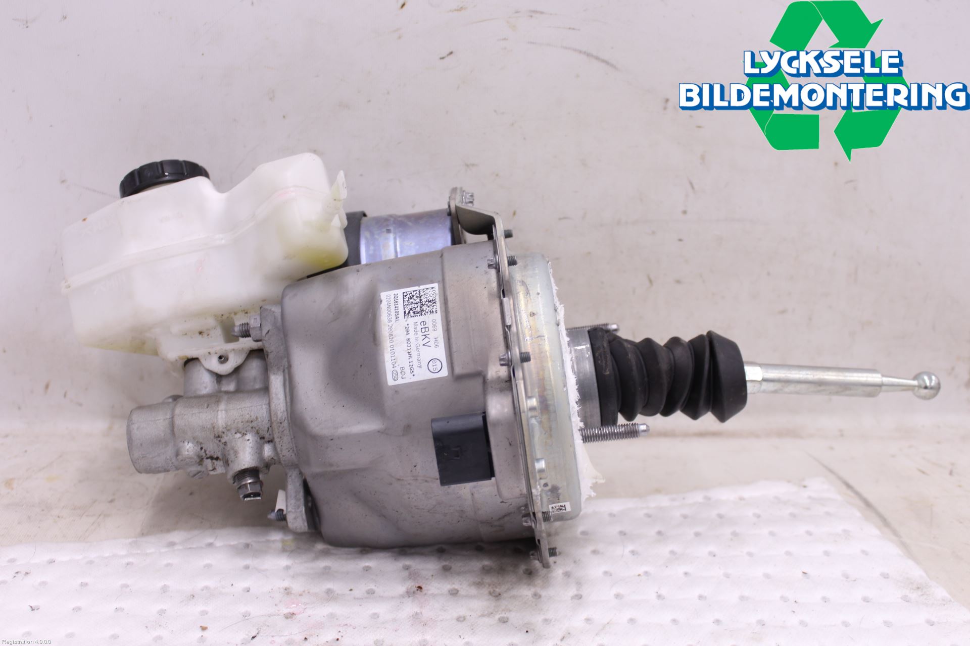 Volkswagen VW PASSAT 20-24 Bromsservo