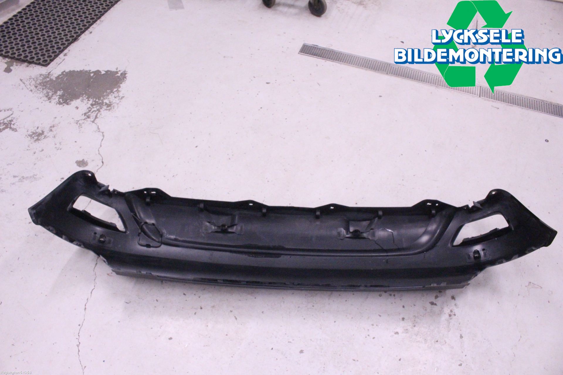 Renault CAPTUR 13-19 Stötfångarbeklädnad Bak