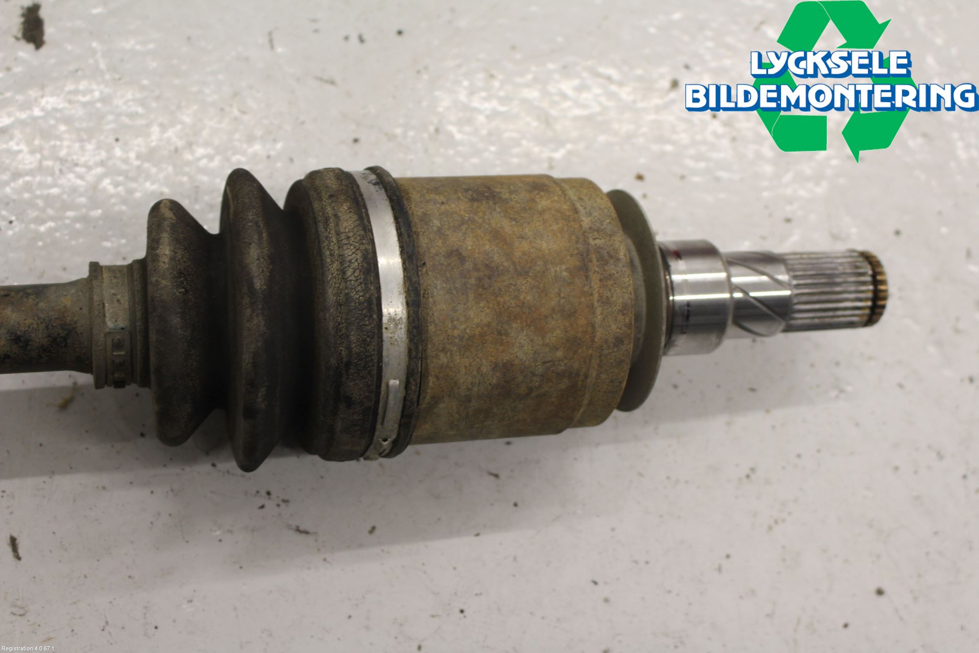 Nissan PATHFINDER R51 05-12 Drivaxel Fram Höger