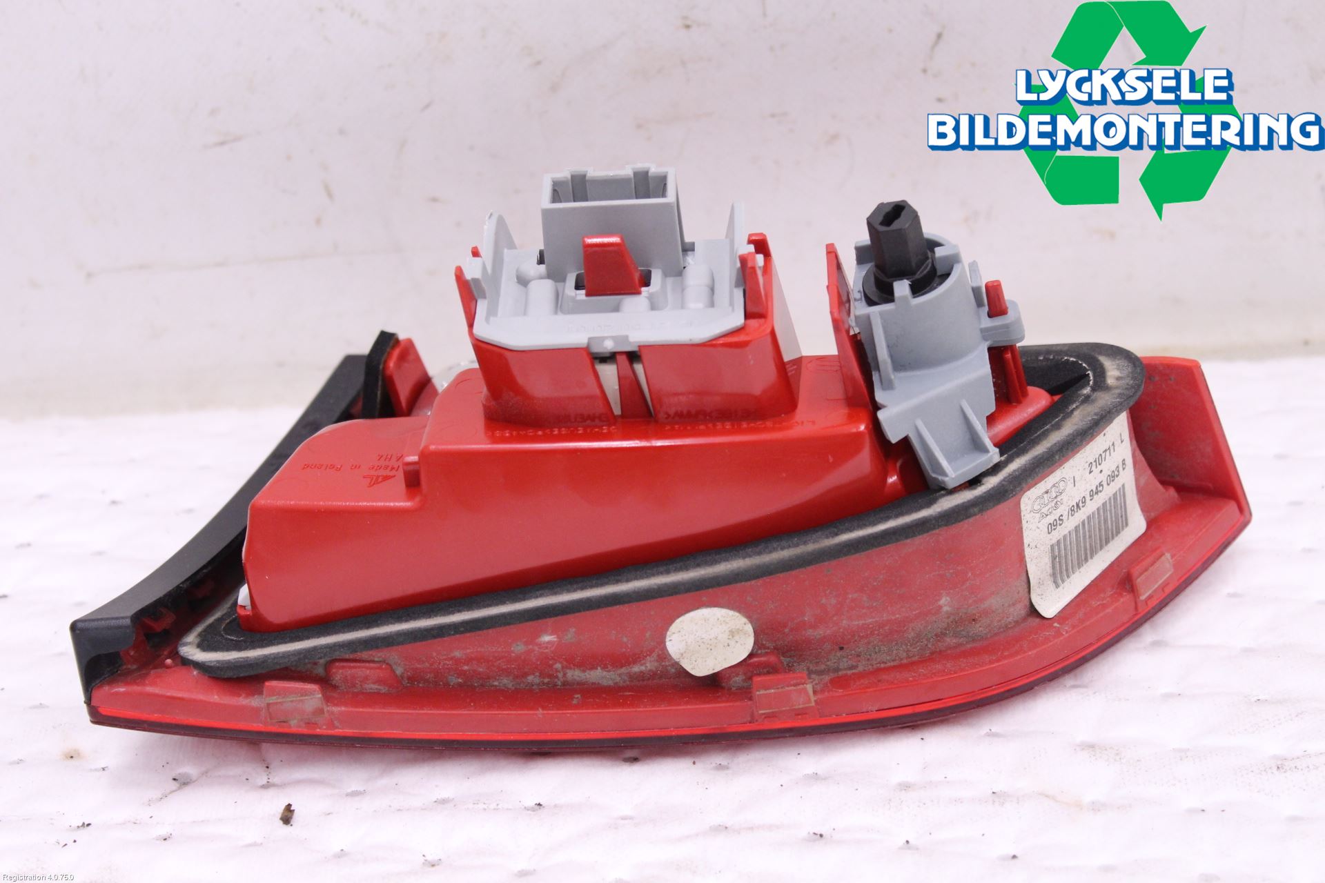 Audi A4 ALLROAD 09-16 Bakljus Lucka Vä