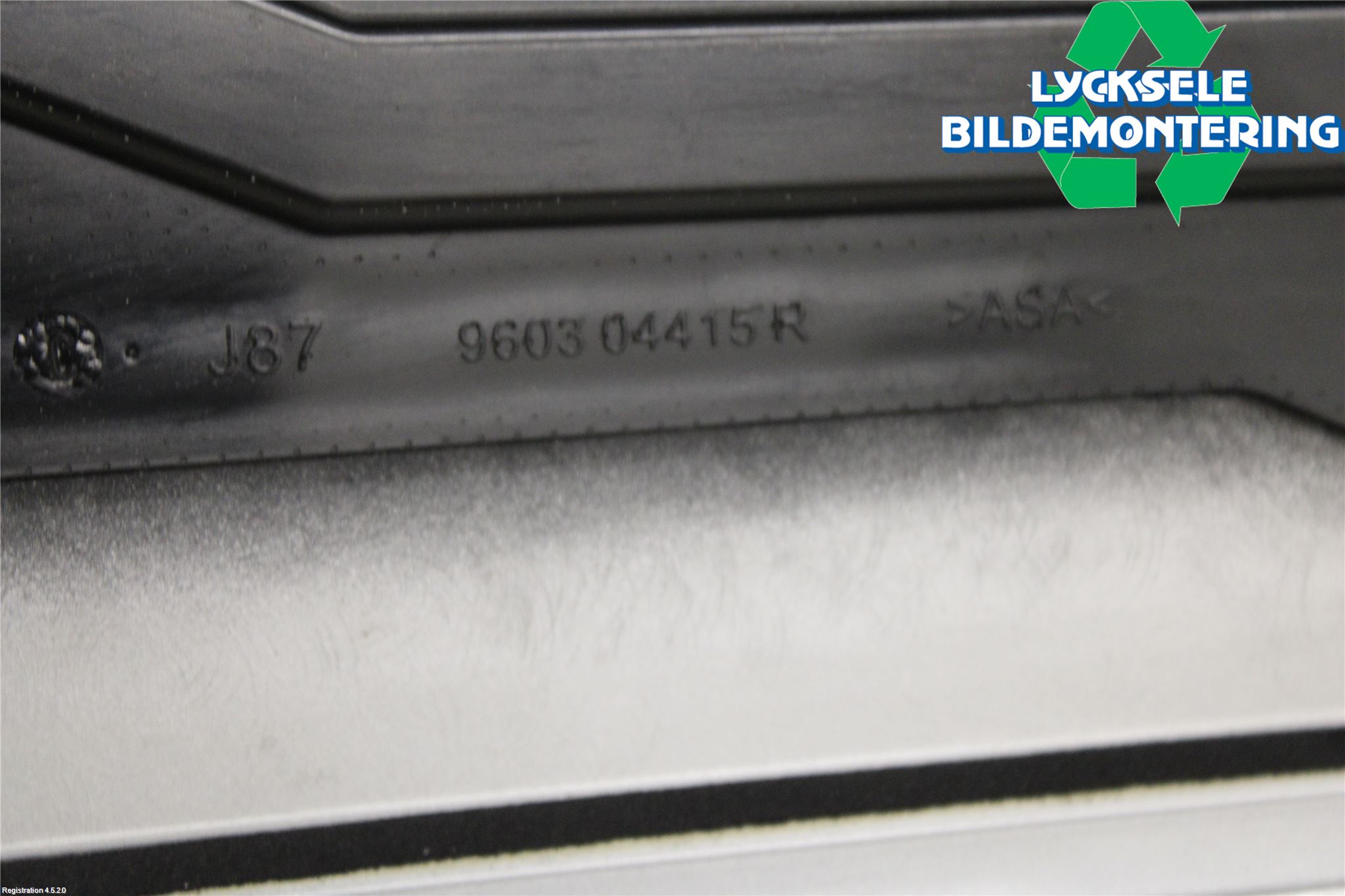 Renault CAPTUR 13-19 Spoiler Baklucka