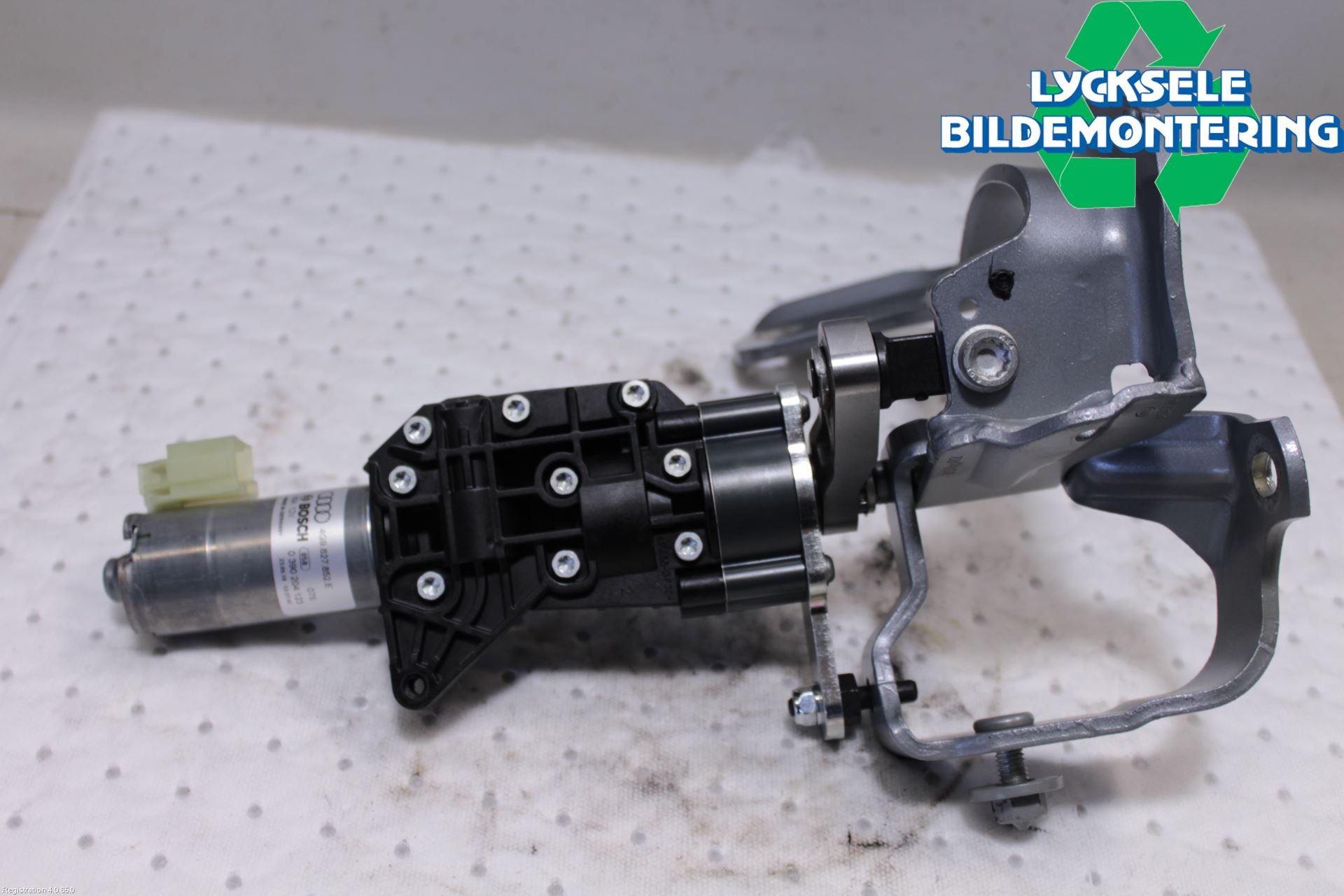 Audi A6 ALLROAD 12-18 Bakluckeöppnare Automatisk