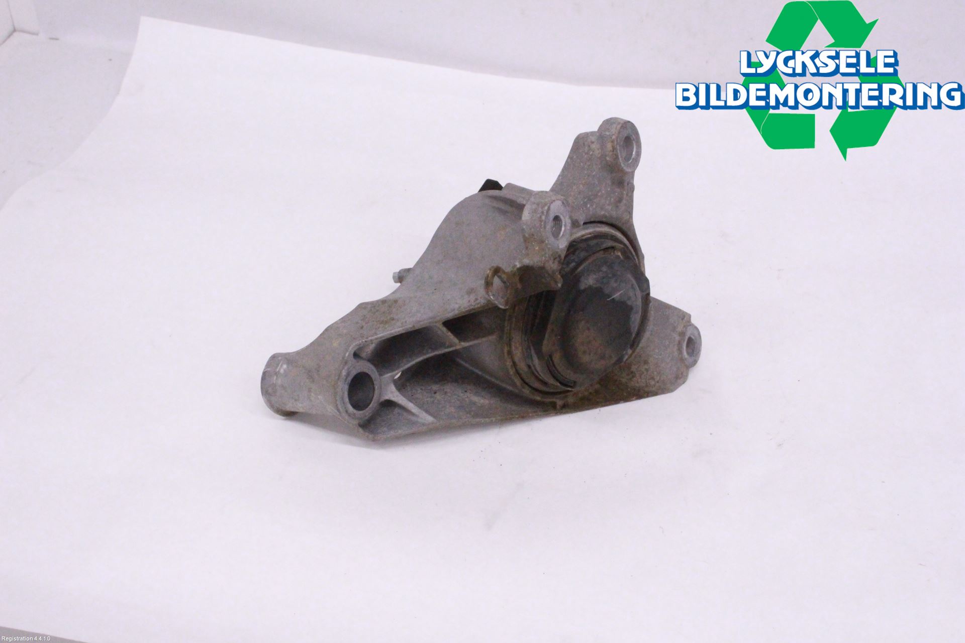 Mazda CX-60 22- Motorfäste