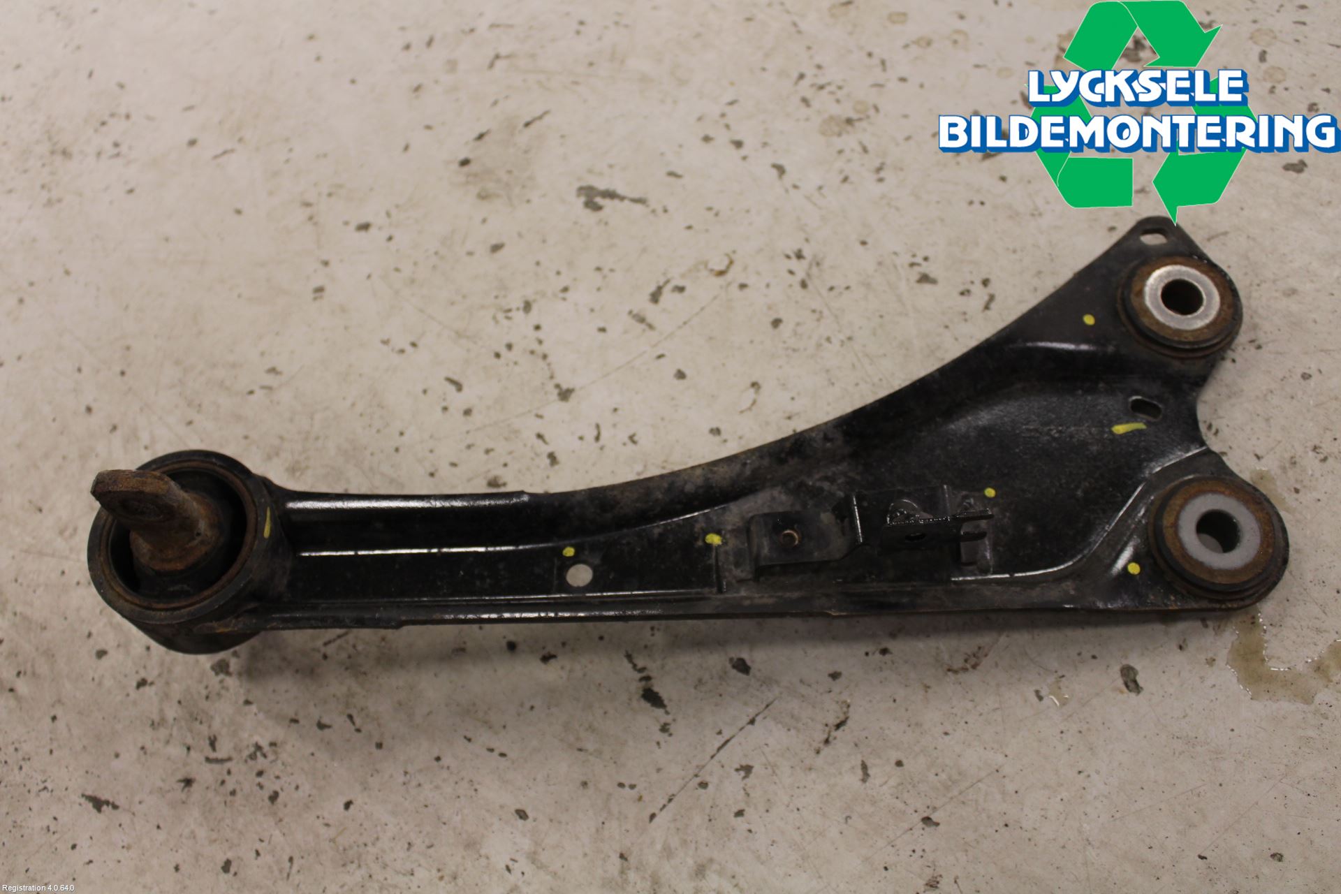 Toyota AURIS 13-19 Bärarm Bak Höger