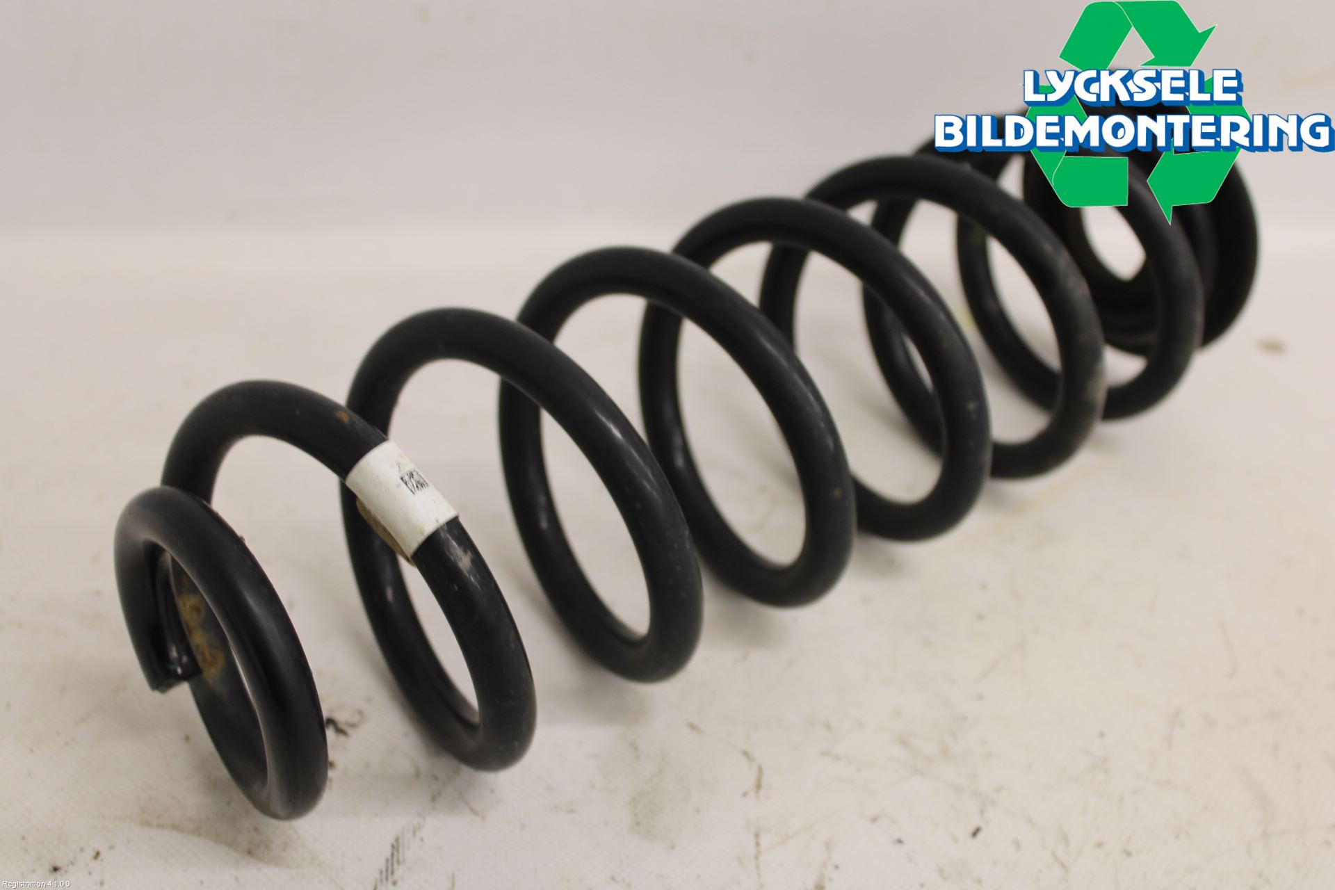 Skoda SUPERB 16-24 Fjäder Bak