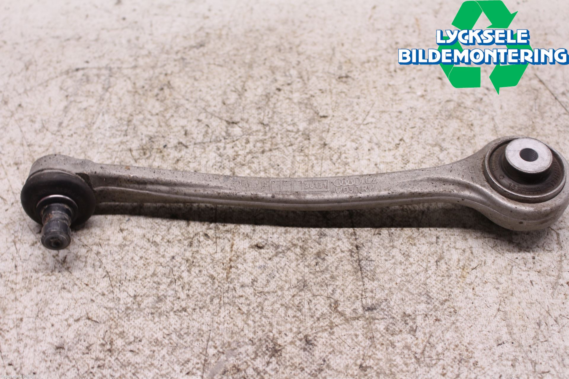 Audi A4/S4 B9 16-19 Bärarm Fram Övre Vä