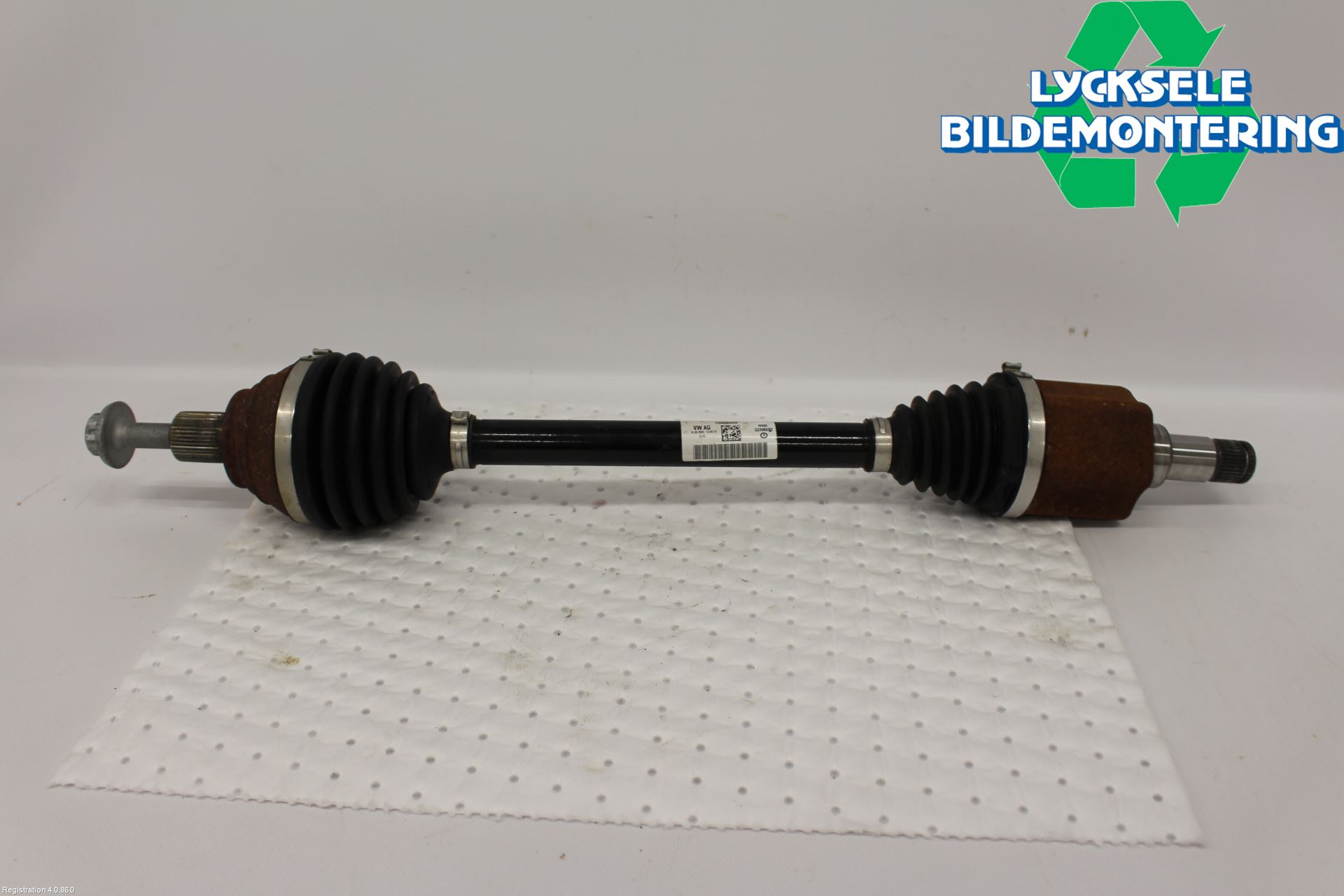 Volkswagen VW ID.4 21- Drivaxel Fram Höger