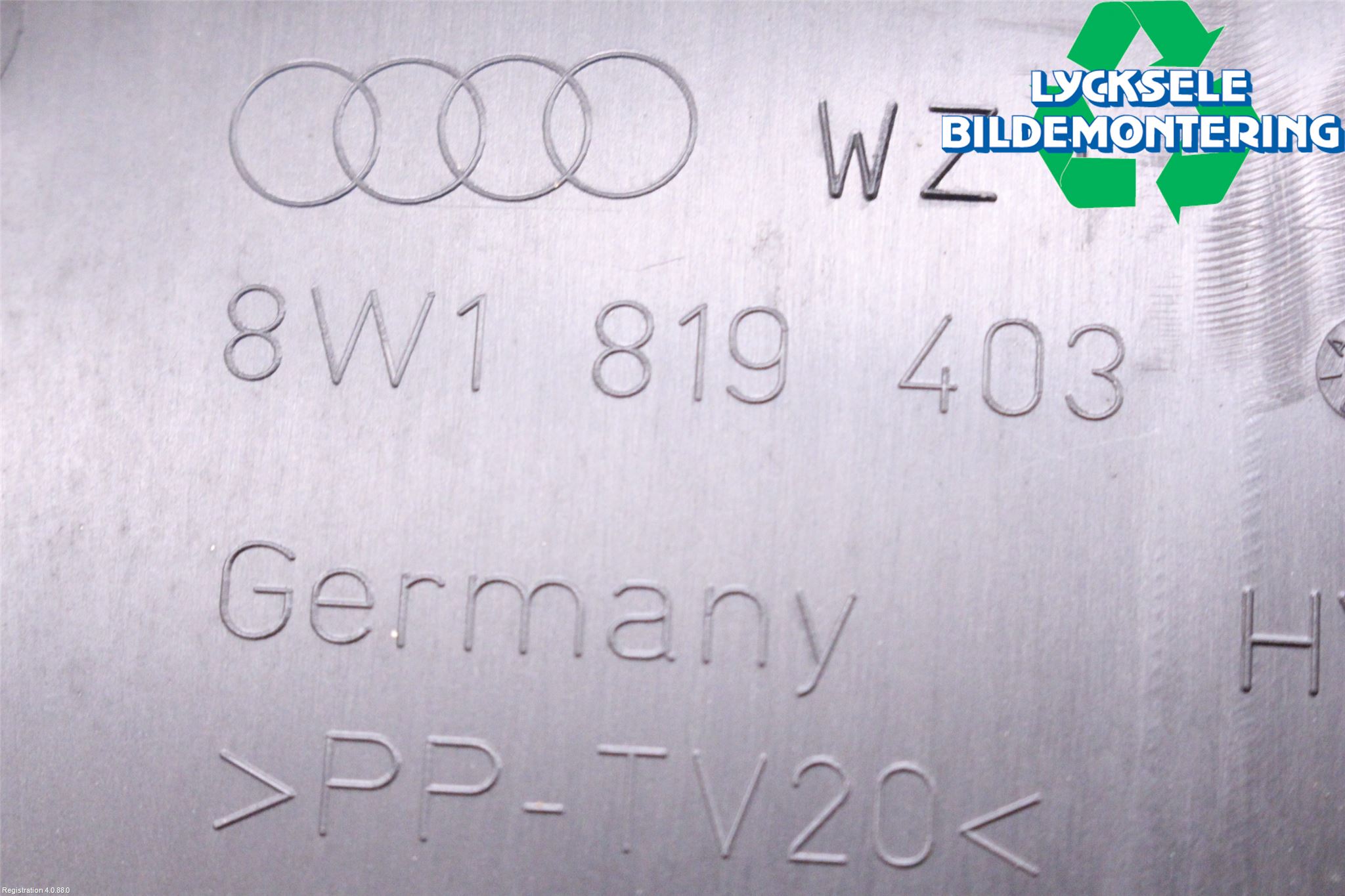 Audi A4 ALLROAD 17- Torpedplåt-Torpedplast