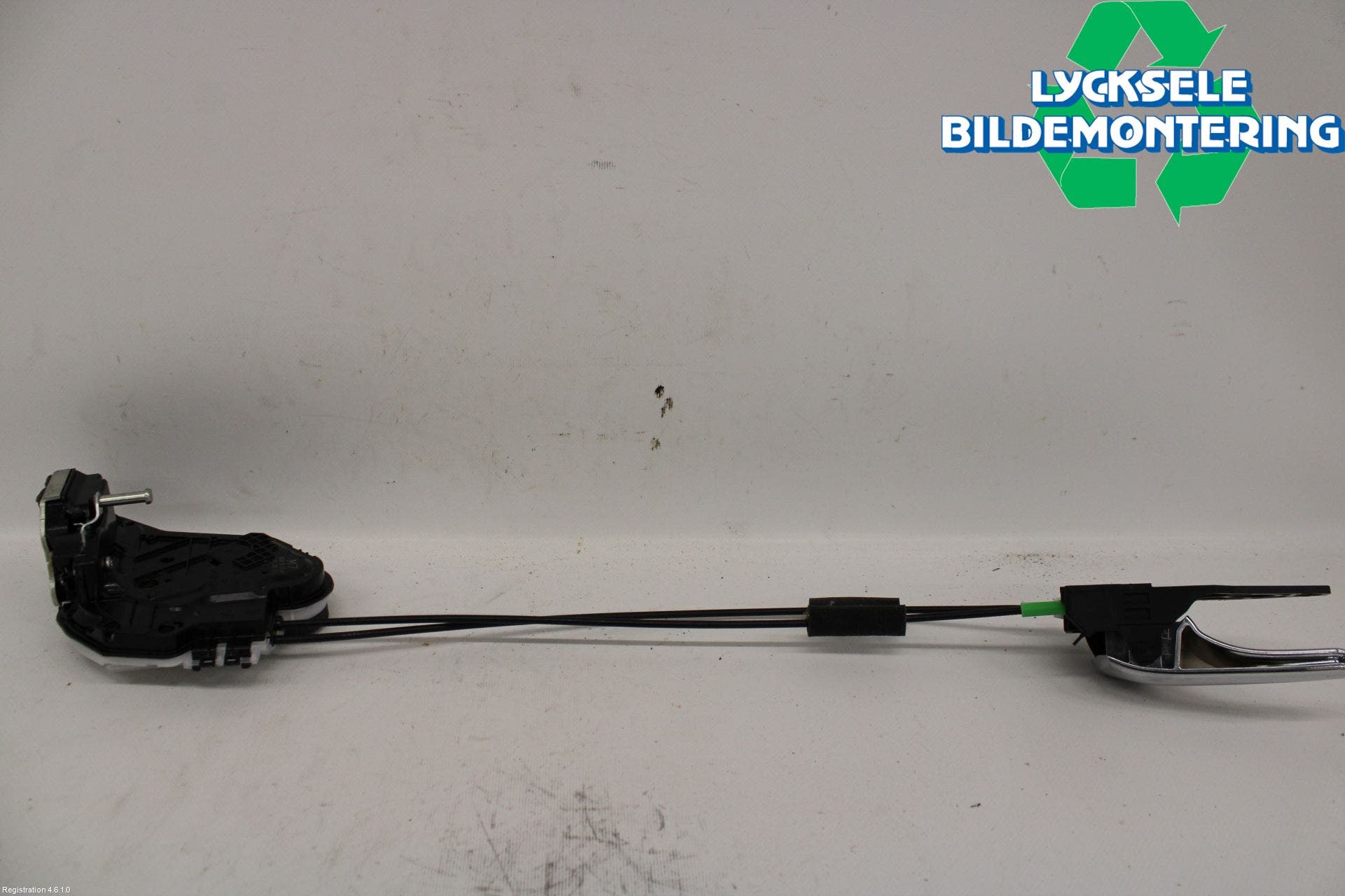 Toyota HILUX 16- Låskista-Dörrlås