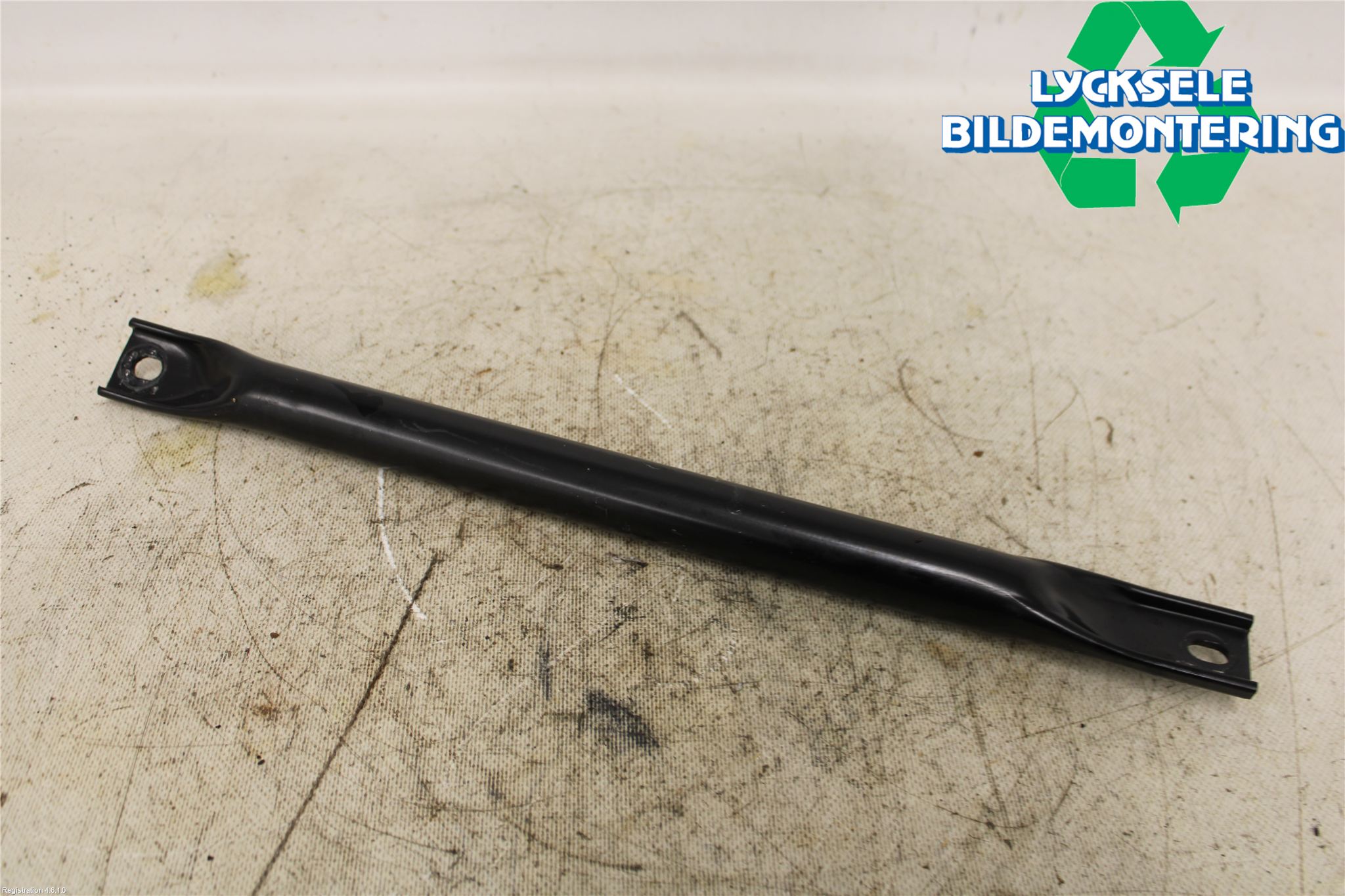 BMW 5 F10/F11/F18 09-17 Frontplåt