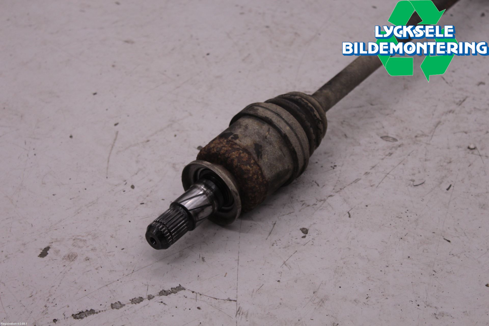 Subaru LEGACY    07-09 Drivaxel Bak Vänster