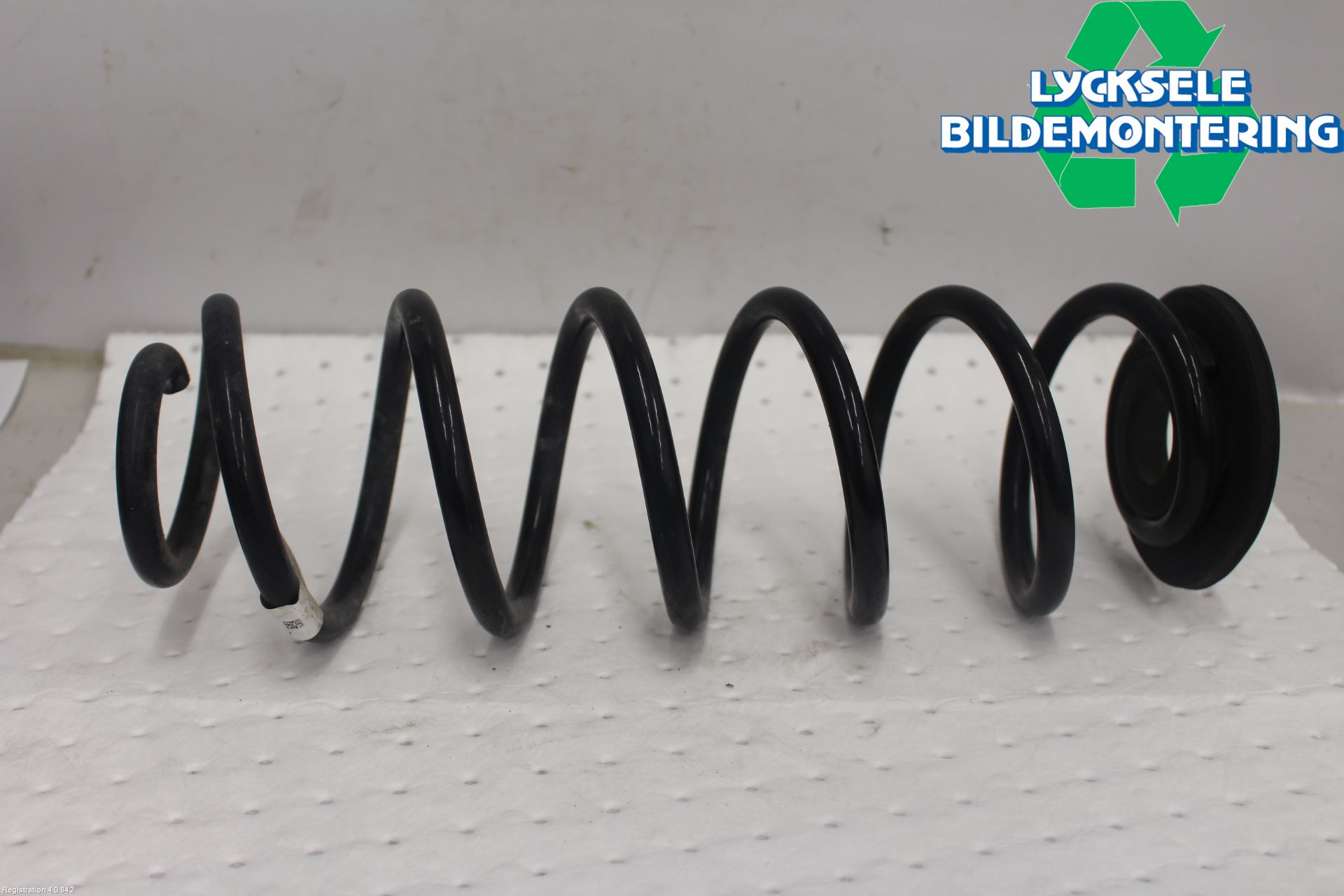 Audi A3/S3 8Y 21- Fjäder Bak