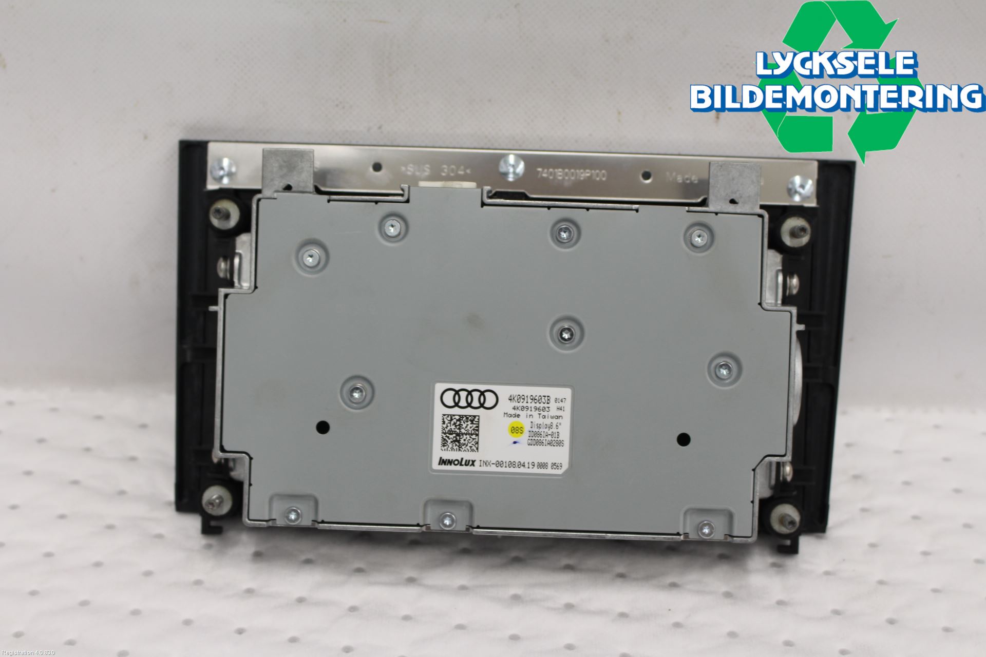 Audi A6 F2/C8 19- Bildskärm