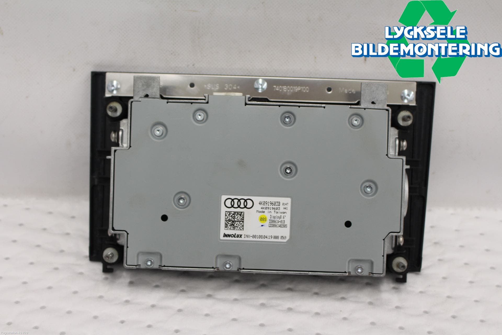 Audi A6 F2/C8 19- Bildskärm