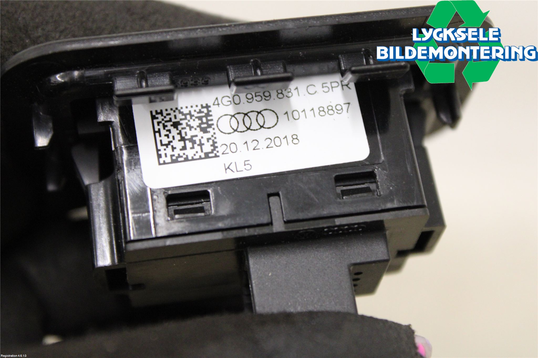 Audi A6 F2/C8 19- Strömställare Baklucka