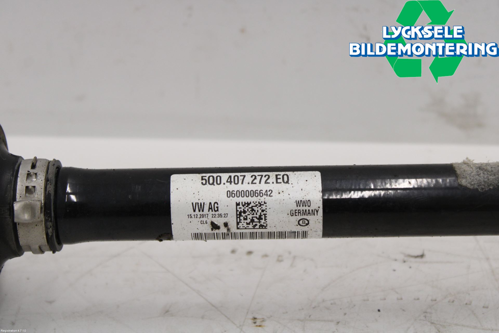 Volkswagen VW T-ROC 18- Drivaxel Fram Höger
