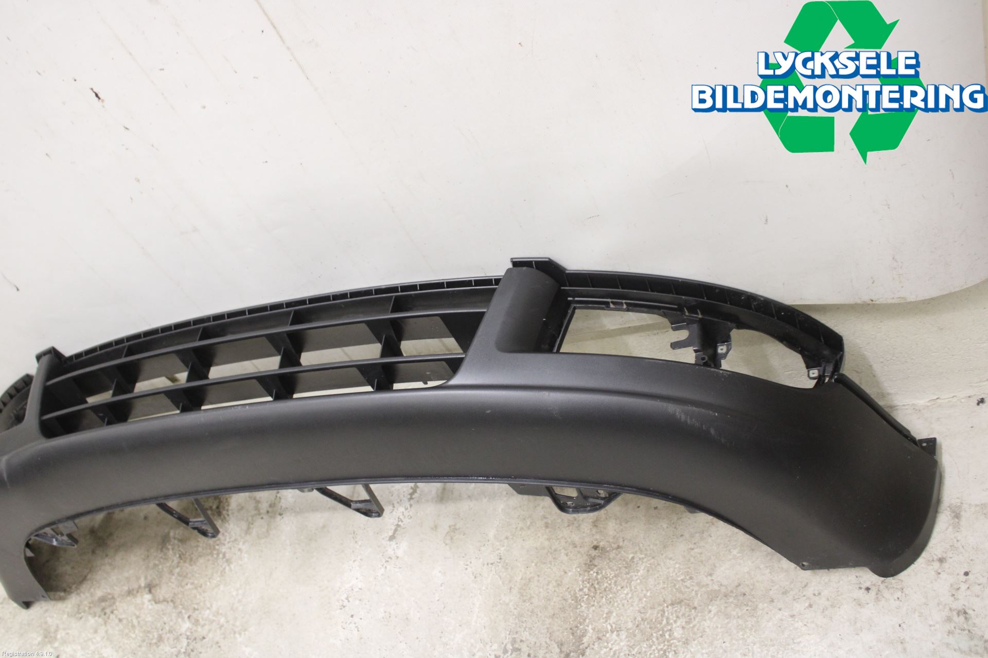 Volkswagen VW CADDY      04-10 Spoiler Fram
