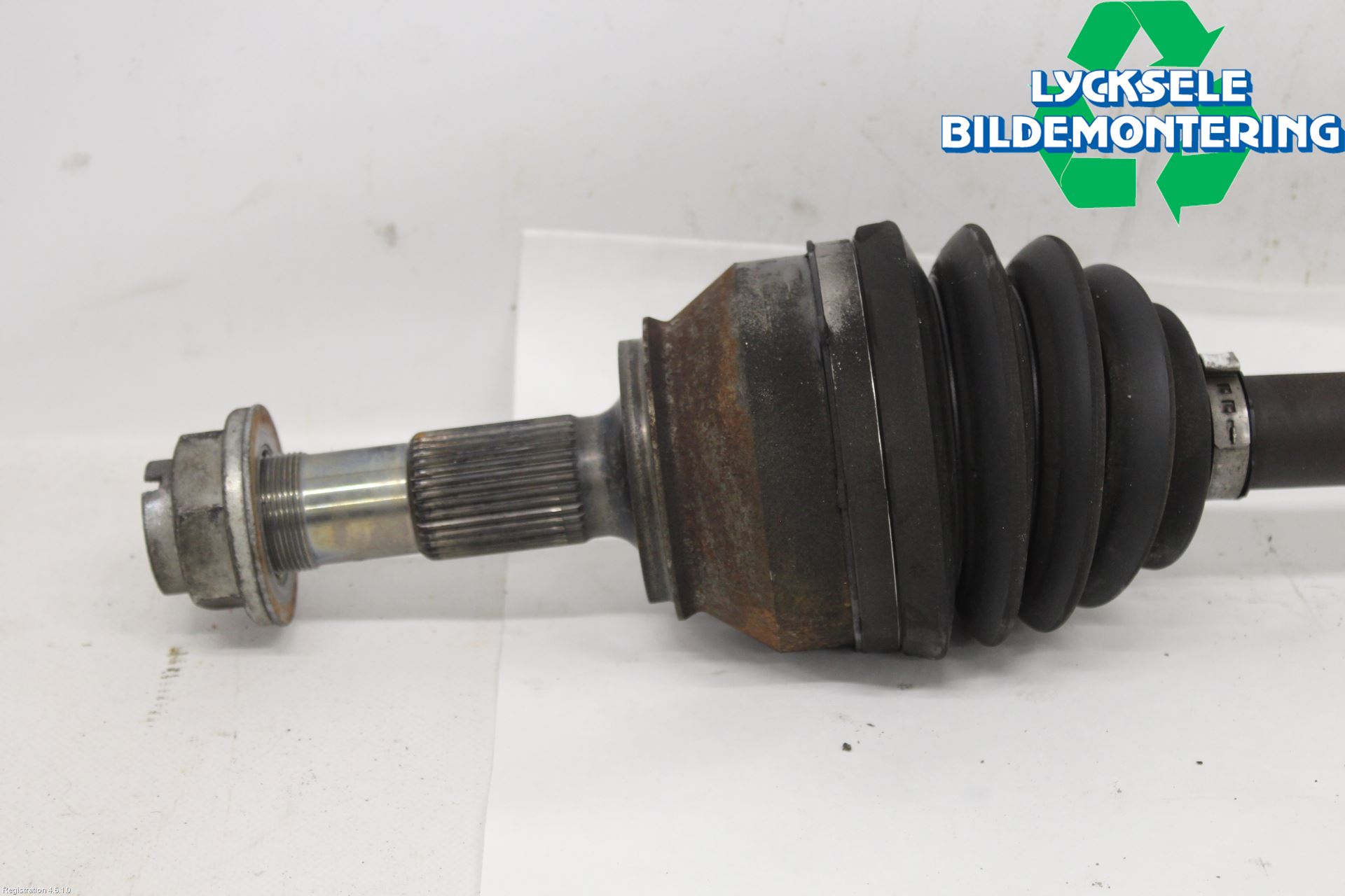 Husbil, husvagn HUSBIL KNAUS Drivaxel Fram Höger