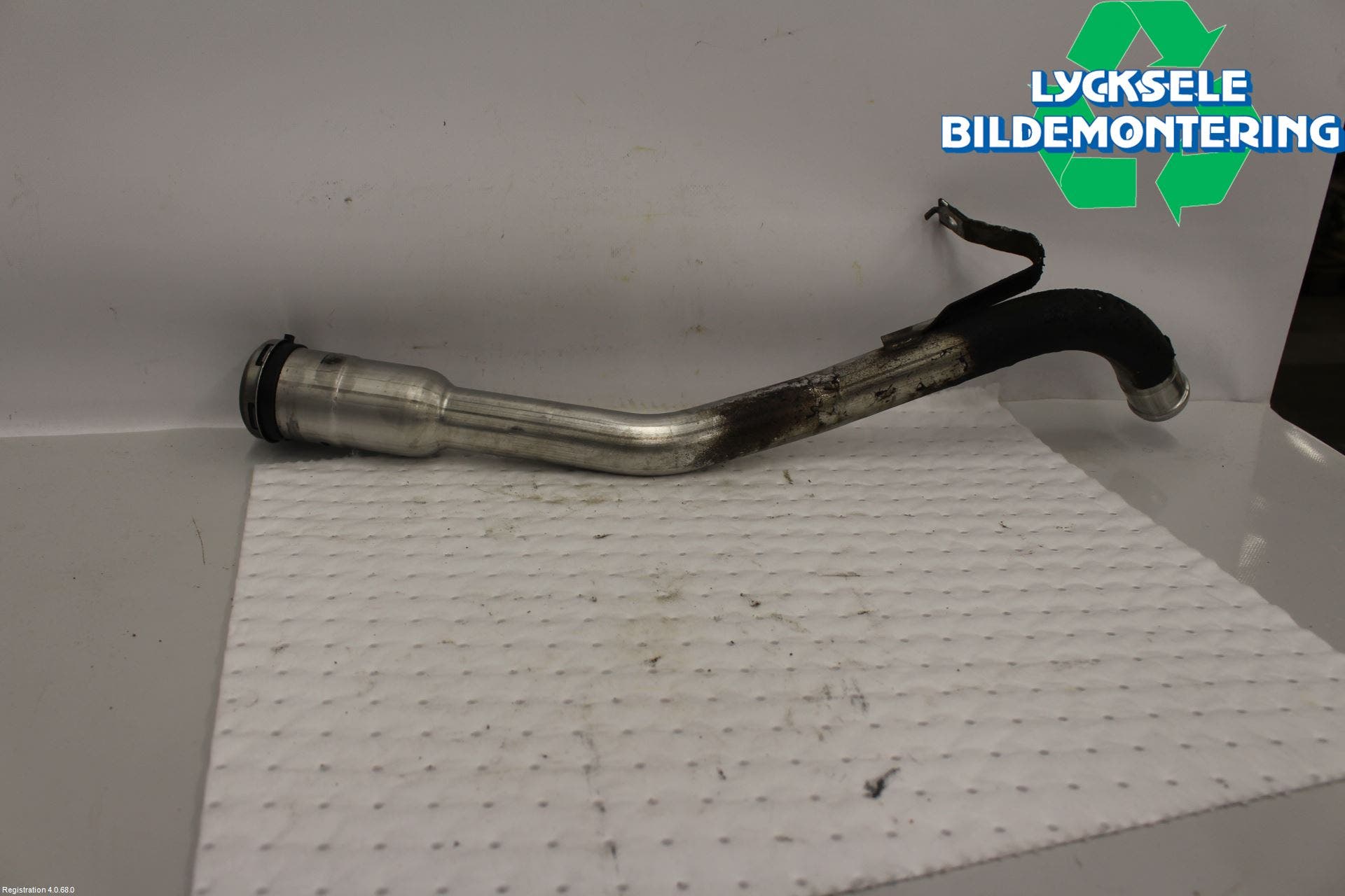 Ford TRANSIT SKÅP/BUSS 14-22 Bränslepåfyllnrör-Slang