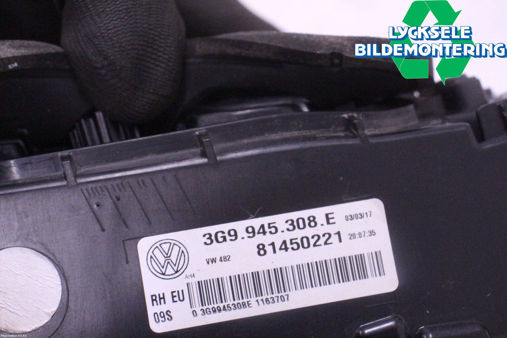 Volkswagen VW PASSAT 15-19 Bakljus Lucka Hö