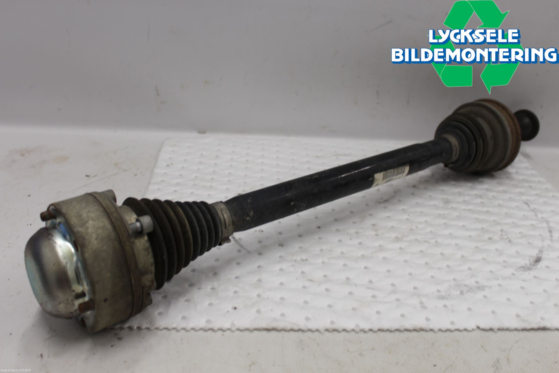 Audi A6 F2/C8 19- Drivaxel Bak Höger