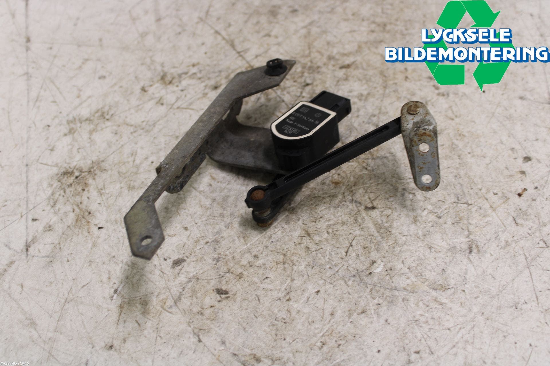 Mercedes-Benz MB C-KLASS (W204) 07-15 Givare Xenon/Ljushöjdsreglering