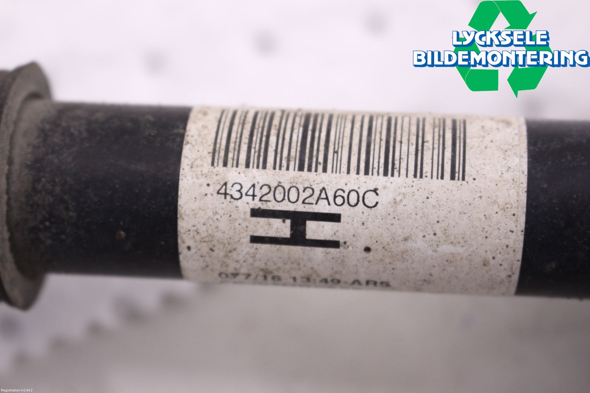 Toyota AURIS 13-19 Drivaxel Fram Vänster