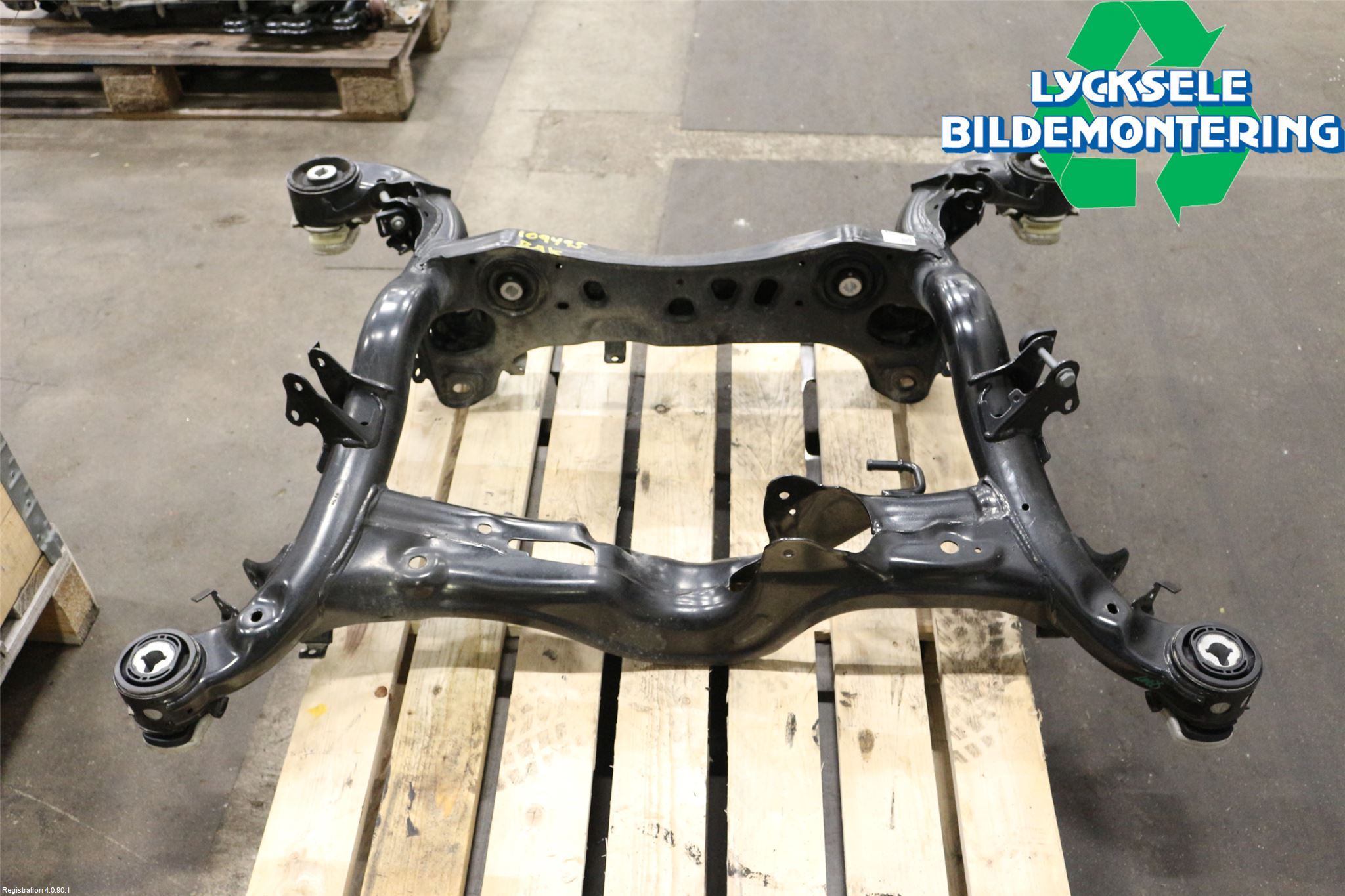 Audi A6 F2/C8 19- Bakaxelbalk