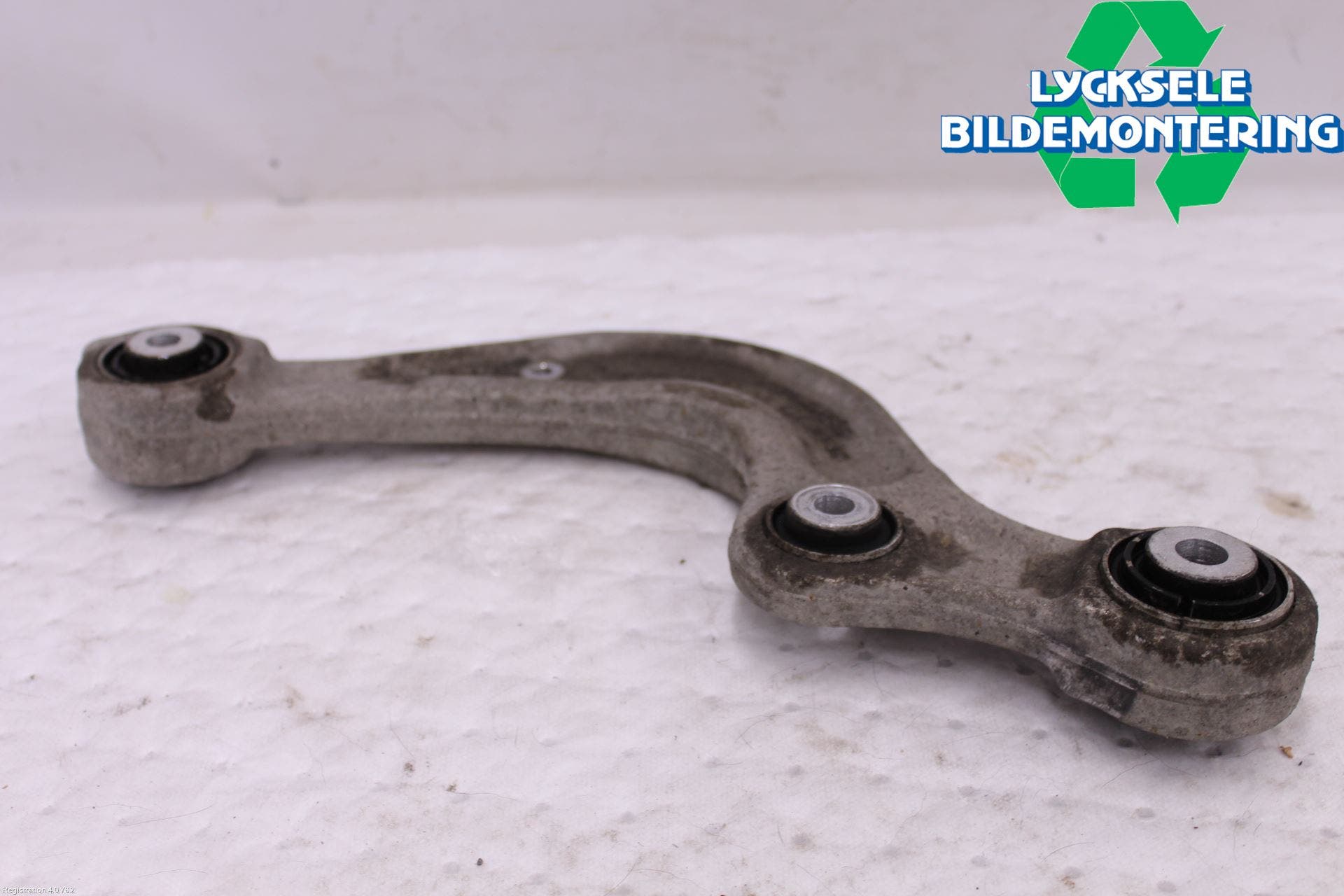 Audi A6 F2/C8 19- Bärarm Bak Vä-Hö