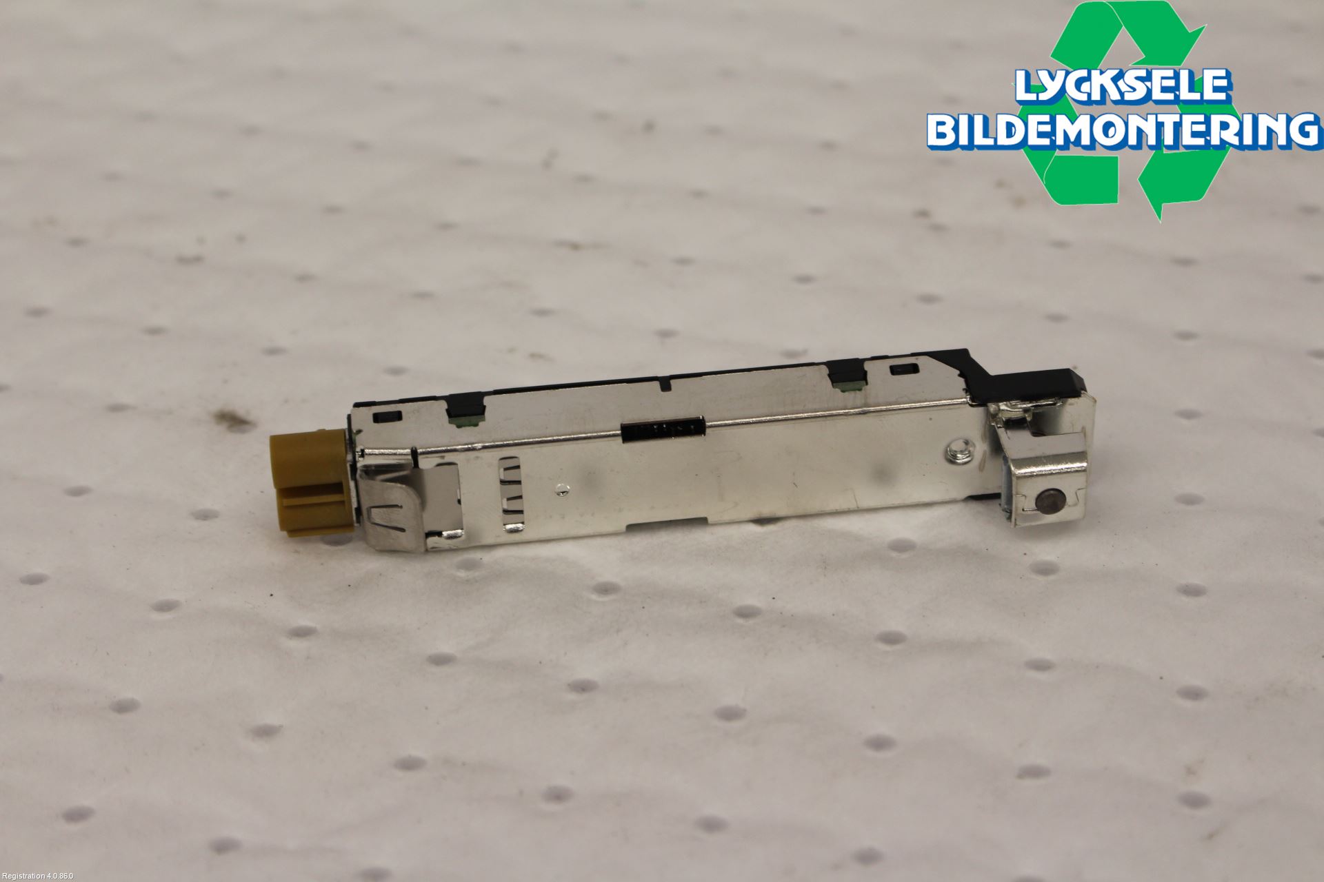 Audi A6 F2/C8 19- Antennförstärkare