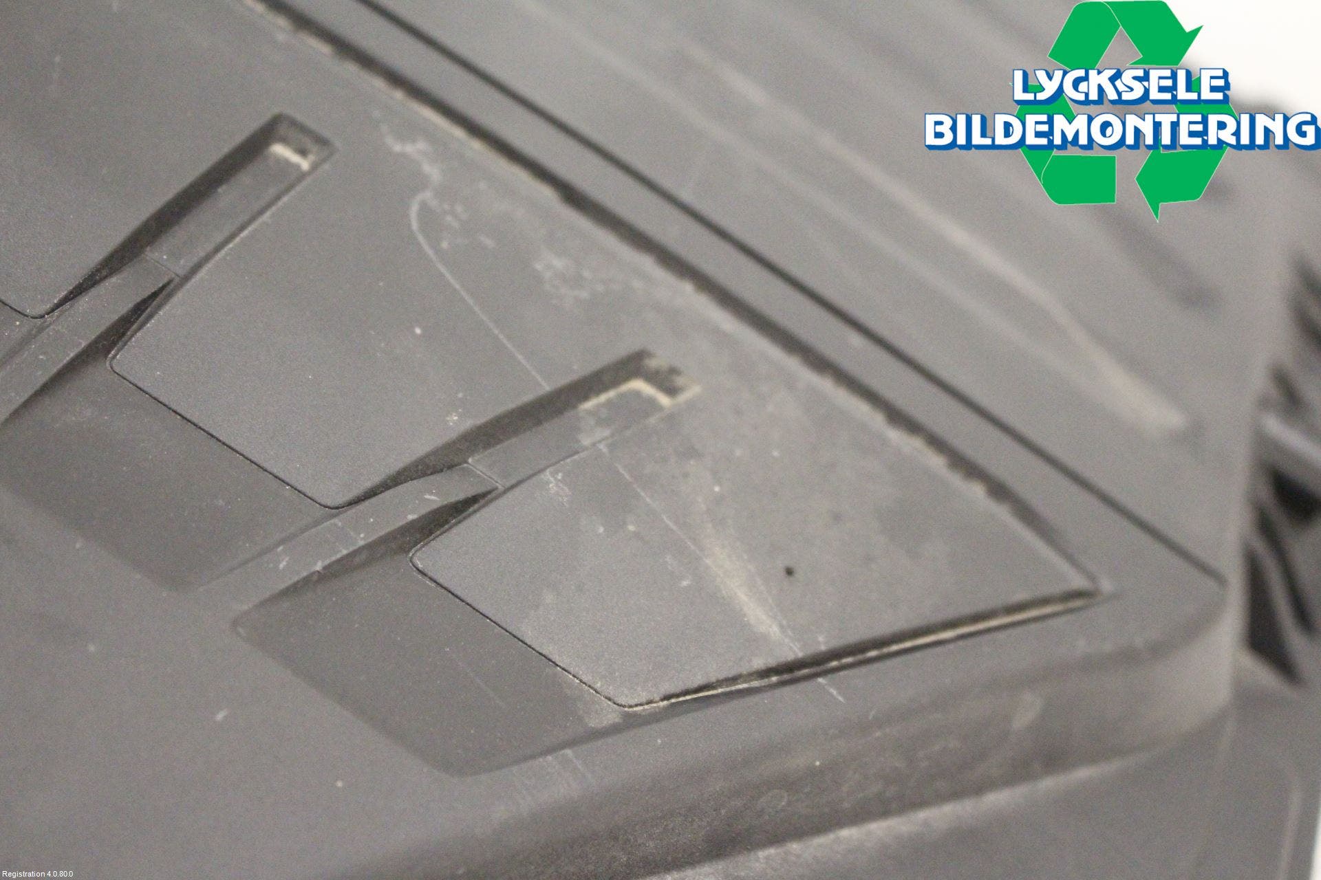 Volkswagen VW POLO VI 18->> Luftrenare