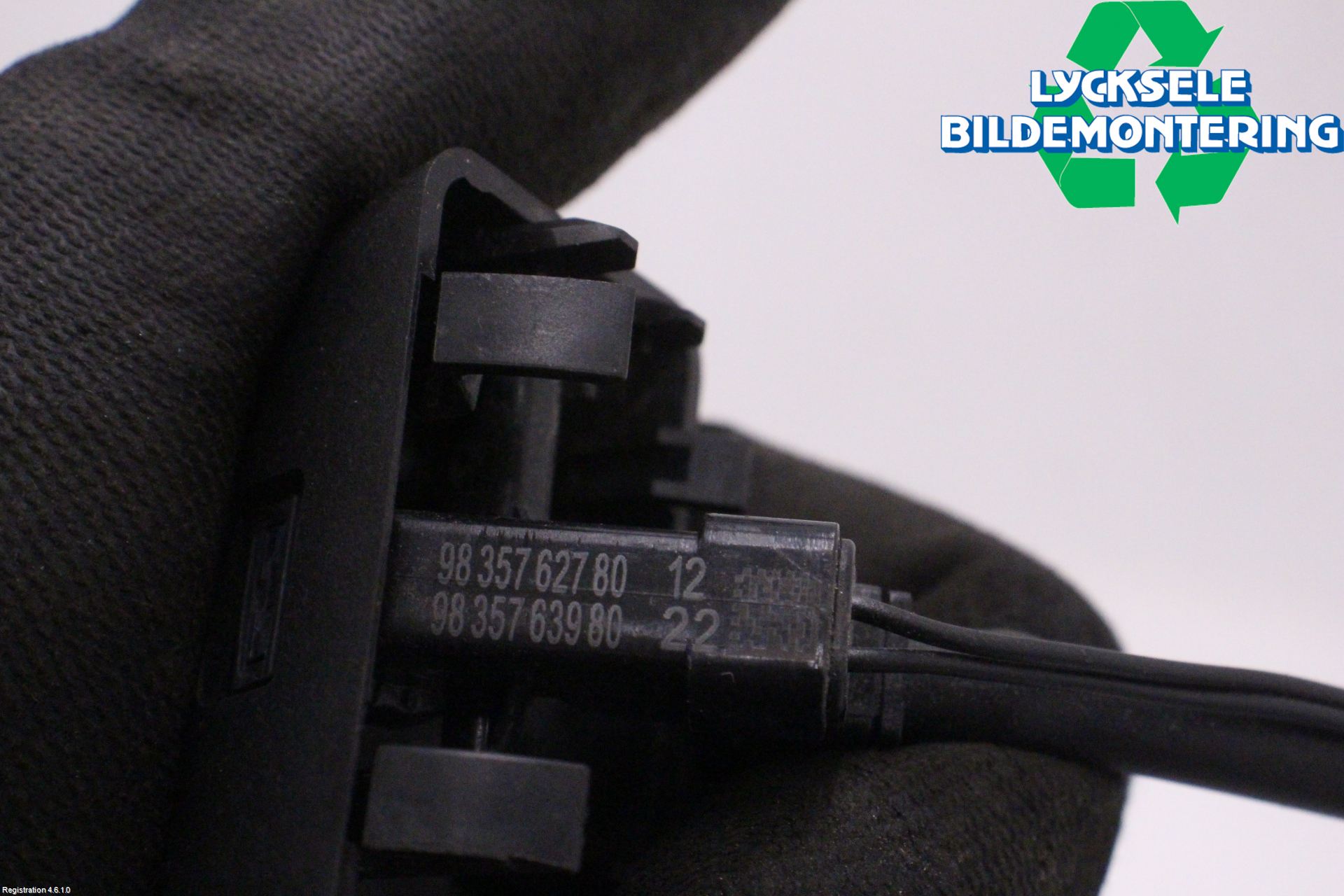 Peugeot 208/E-208 20- Spolarmunstycke Rutor