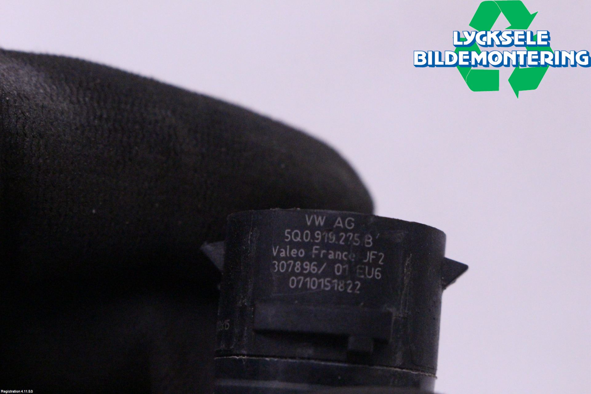 Volkswagen VW PASSAT 15-19 Parkeringshjälp Frontsensor