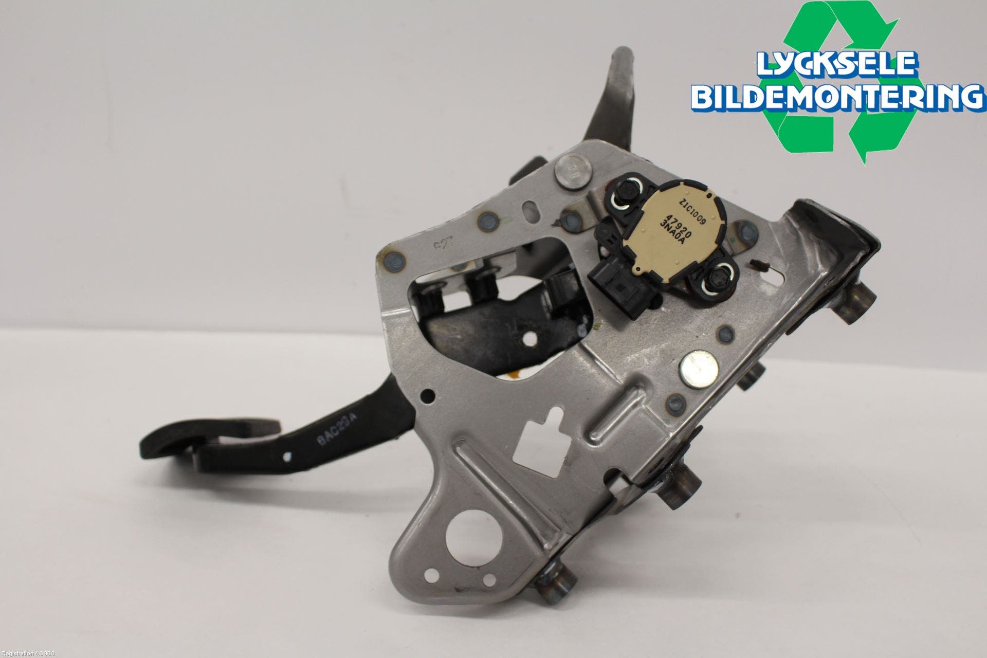 Nissan LEAF 18- Bromspedal