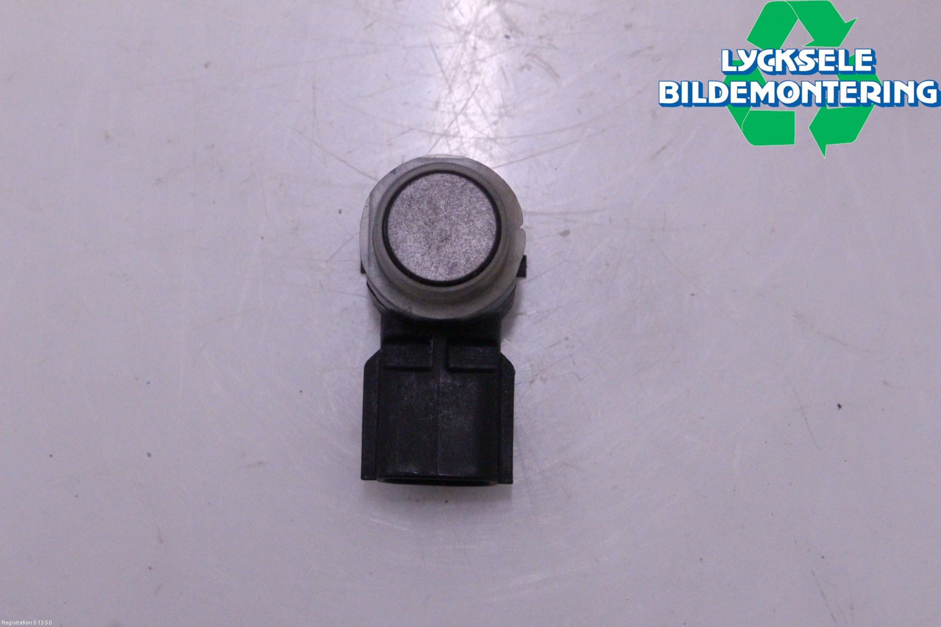 Renault CAPTUR 13-19 Parkeringshjälp Backsensor