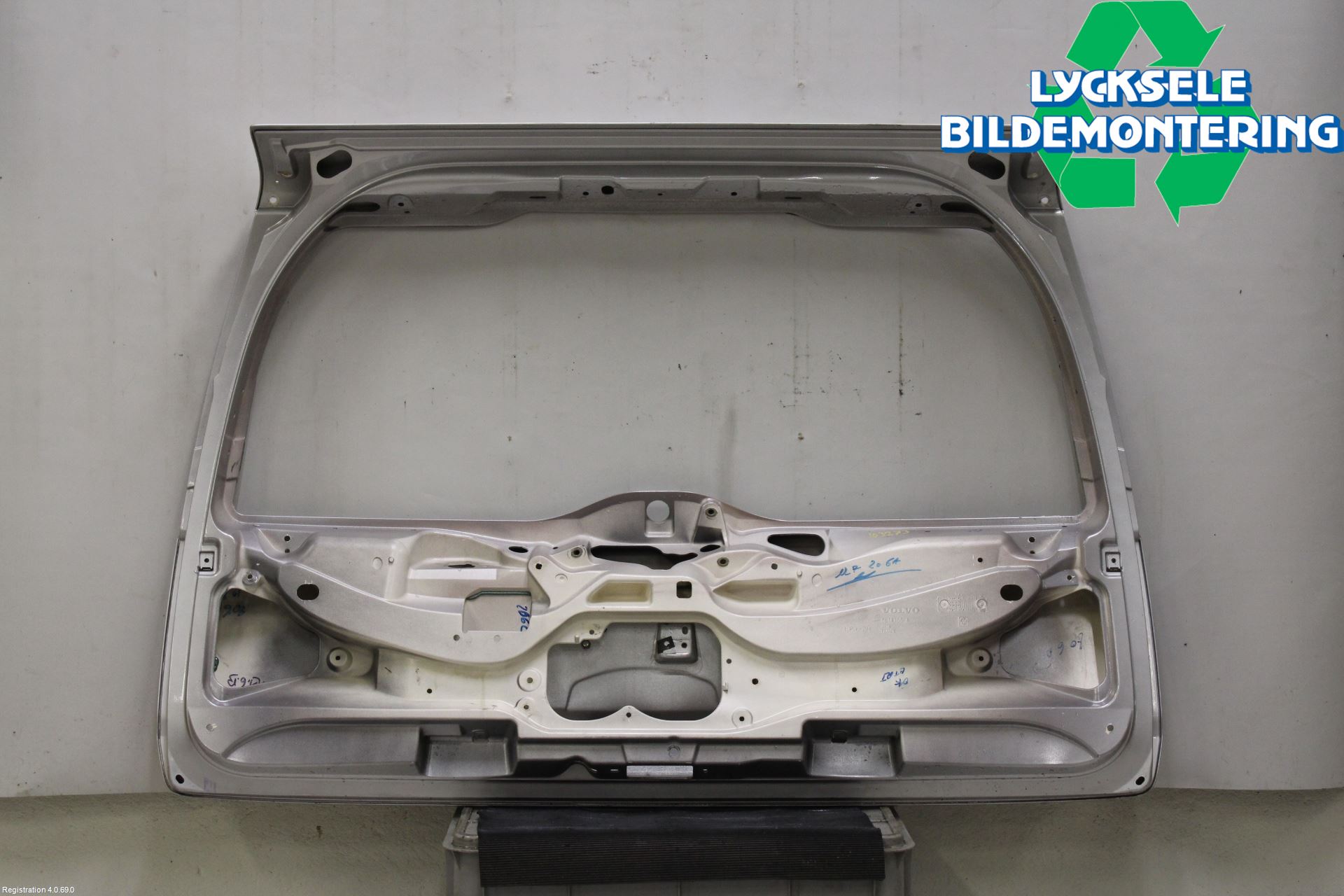 Volvo XC70 05-07 Baklucka Kombi