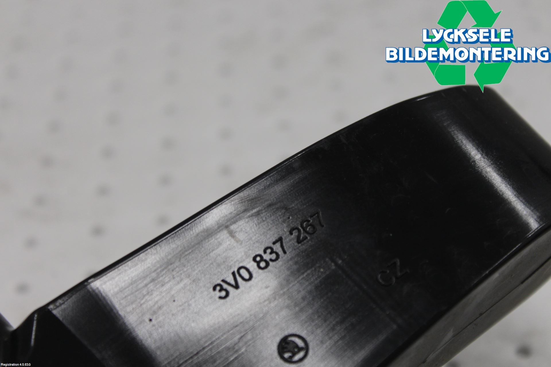 Skoda SUPERB 16-24 Dörrstopp